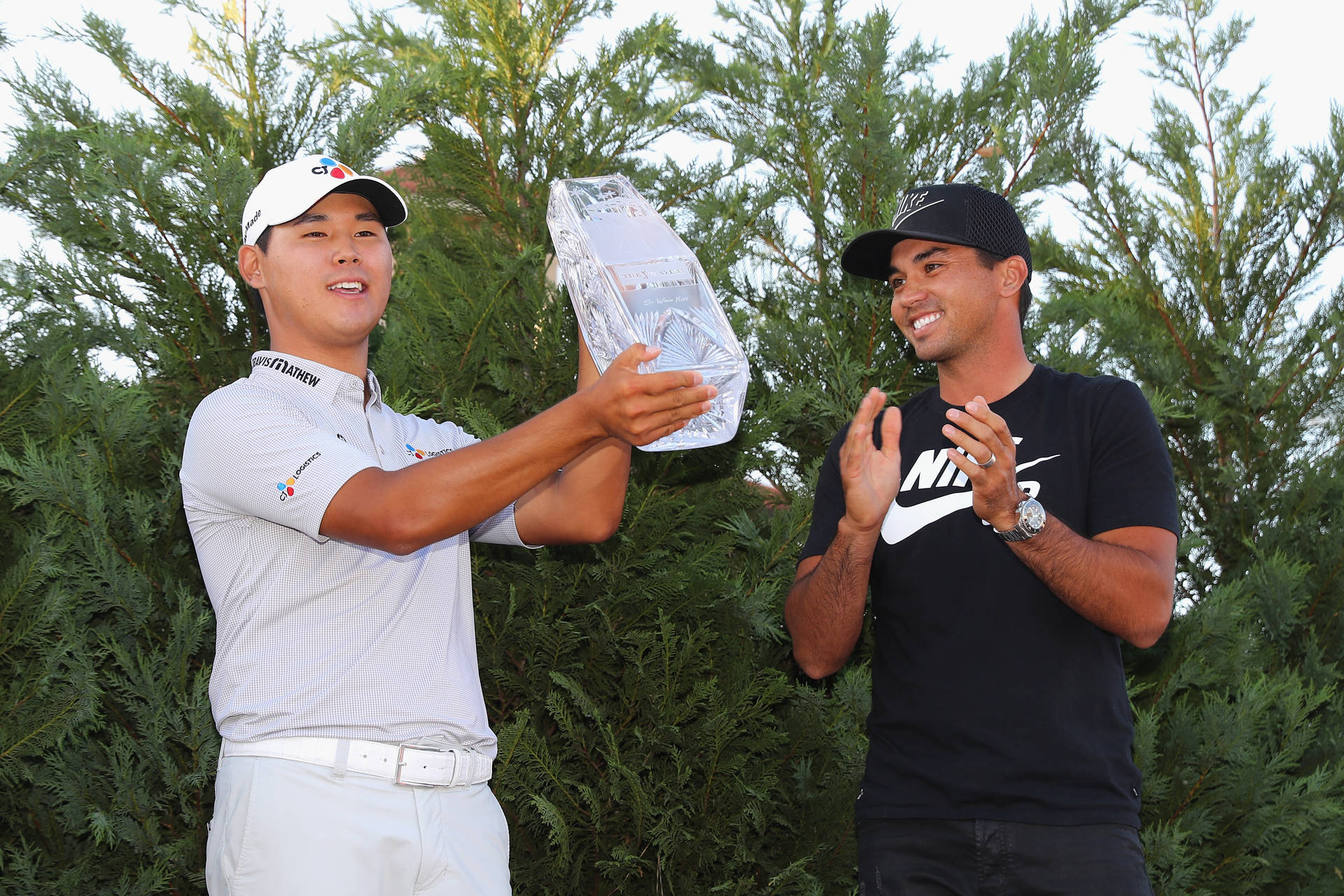 Jason Day Clapping For Si Woo Kim Wallpaper