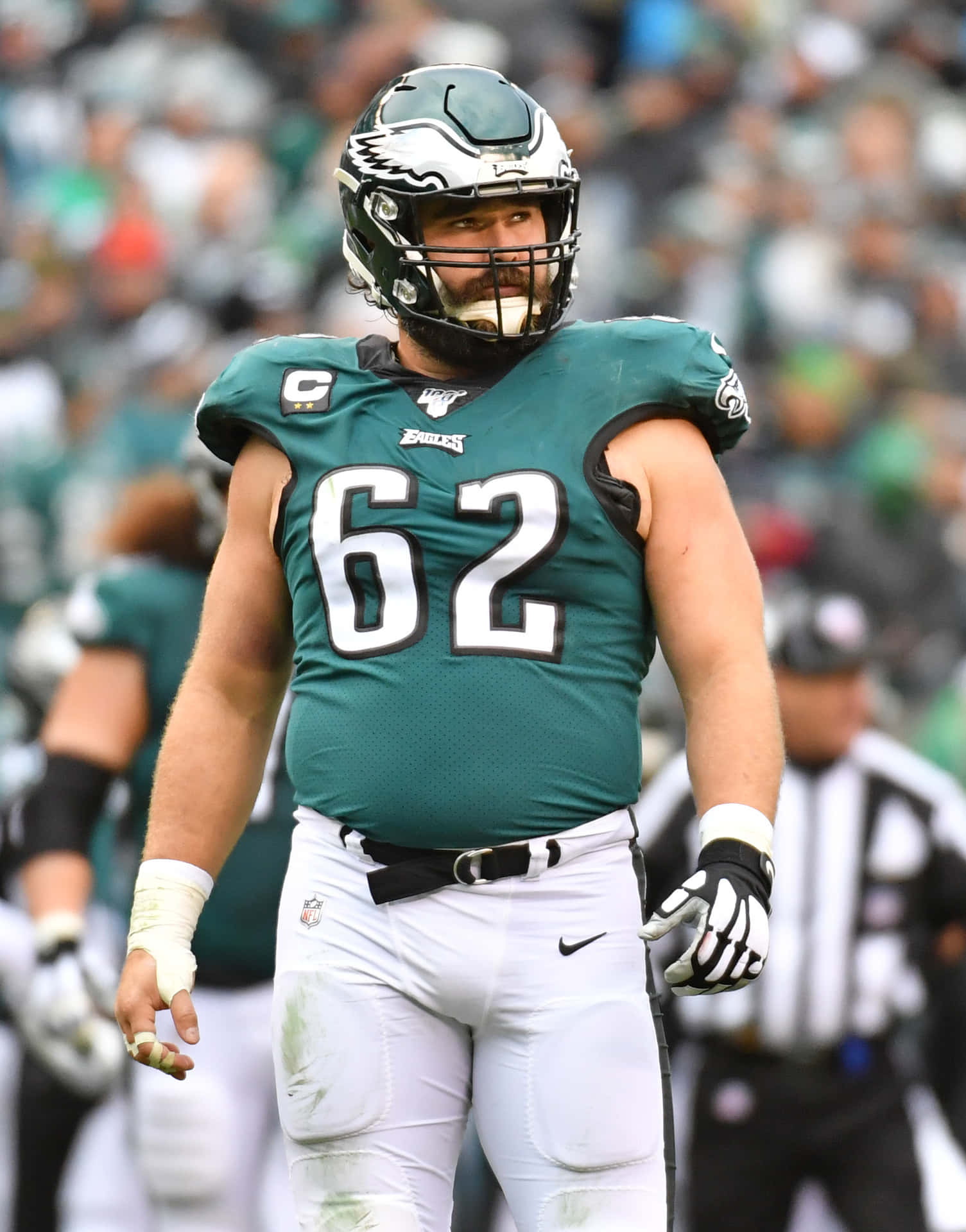 Jason Kelce, Philadelphia Eagles Center, Een Leider Op Het Veld Achtergrond