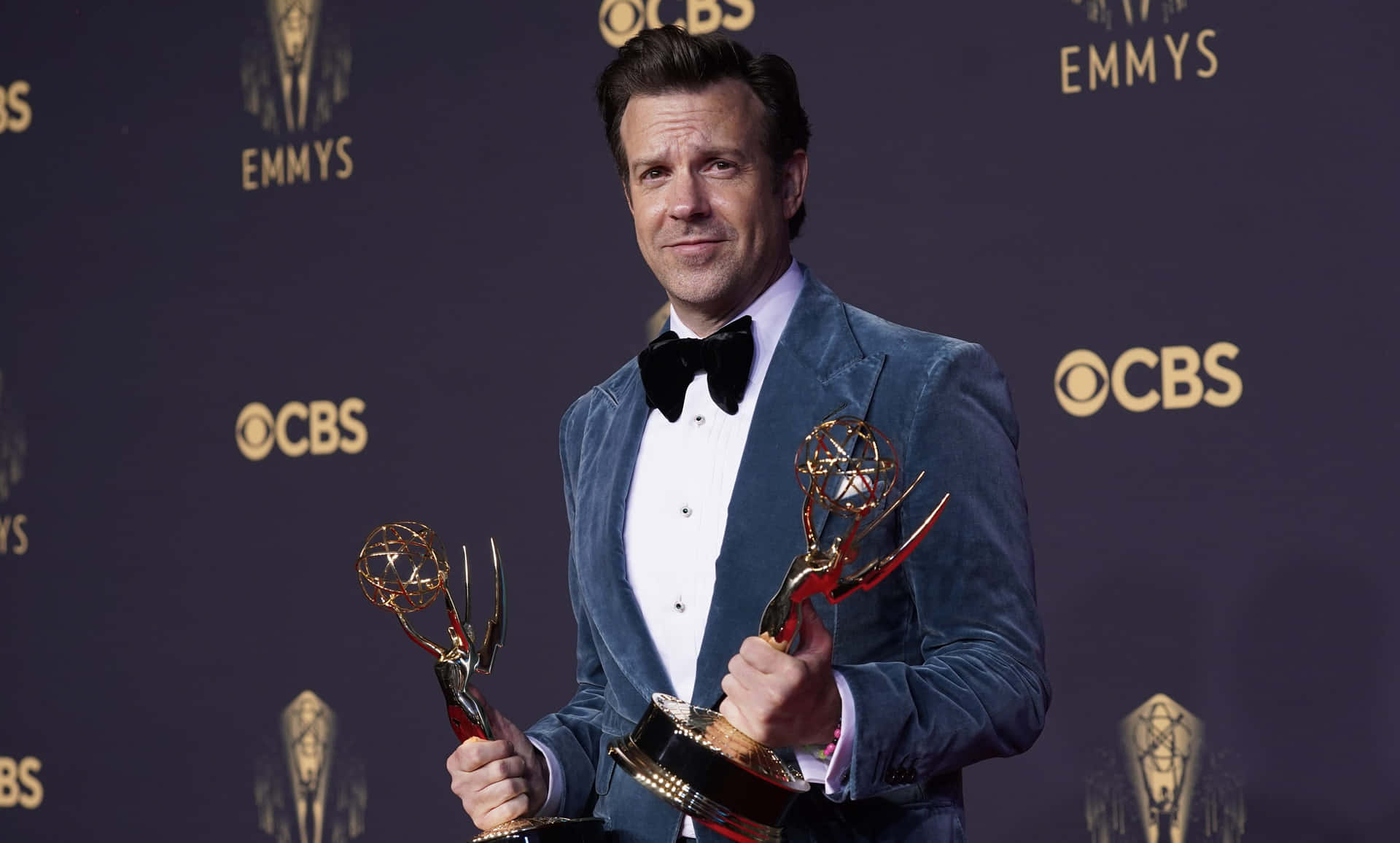 Jasonsudeikis Is Not A Phrase Related To Computer Or Mobile Wallpaper. It Is The Name Of An Actor. If You Would Like Translations Related To Computer Or Mobile Wallpaper, Please Provide Specific Phrases Or Sentences. Fondo de pantalla