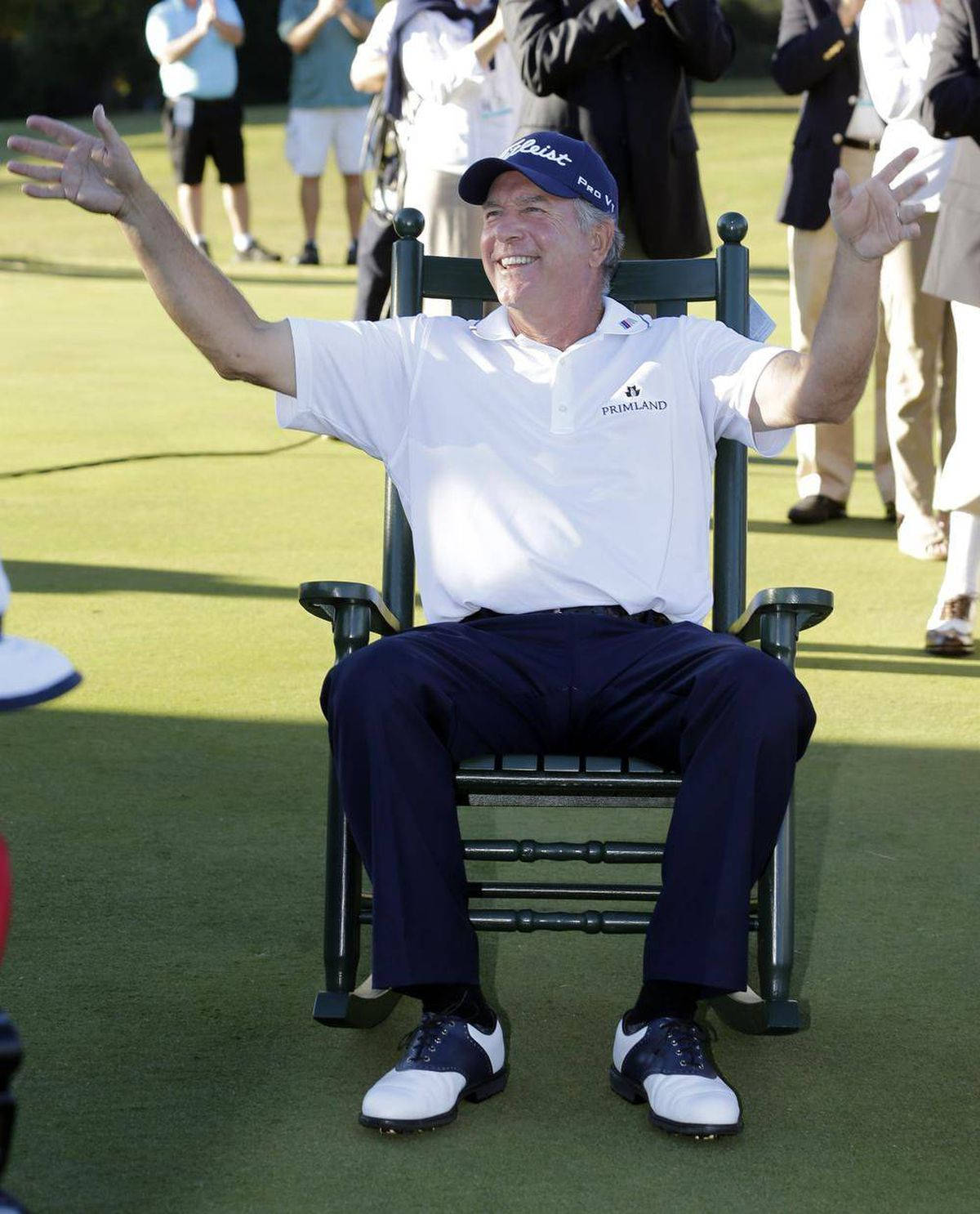 Jay Haas Sitting On Chair Wallpaper