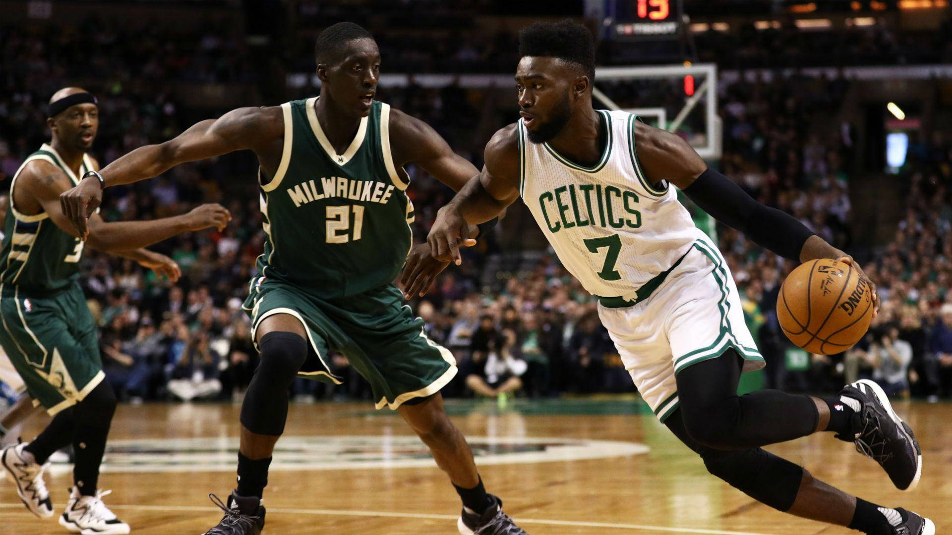 Jaylenbrown Celtics Gegen Milwaukee. Wallpaper
