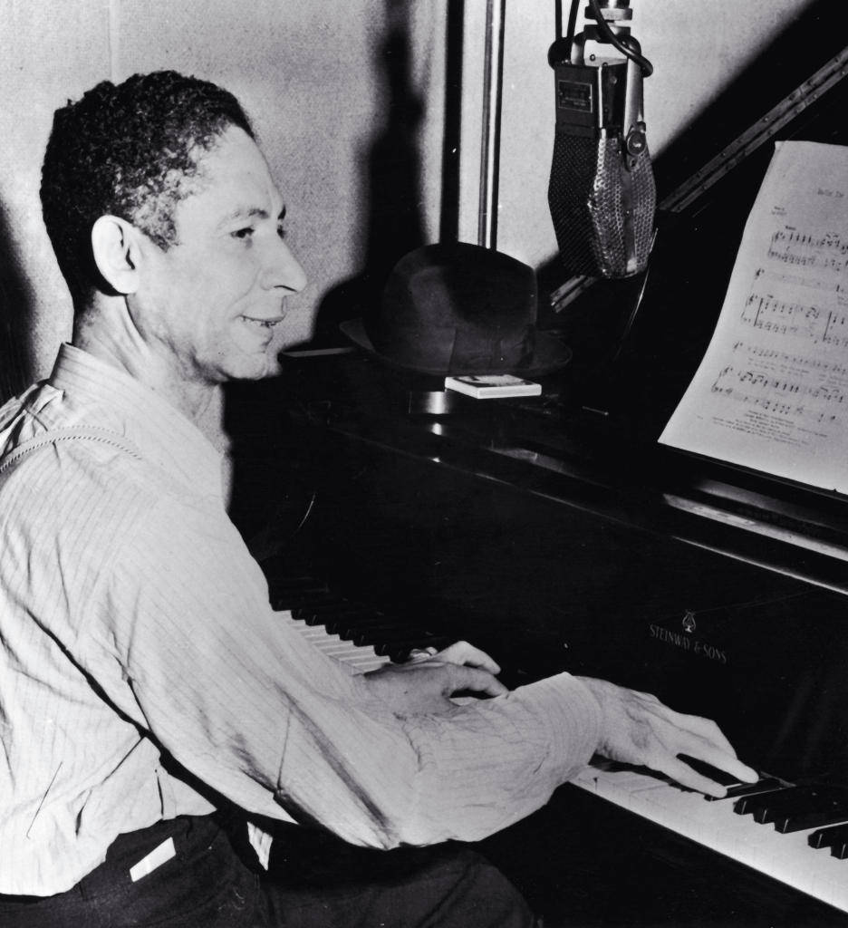 Pioneering Jazz Pianist Jelly Roll Morton Wallpaper