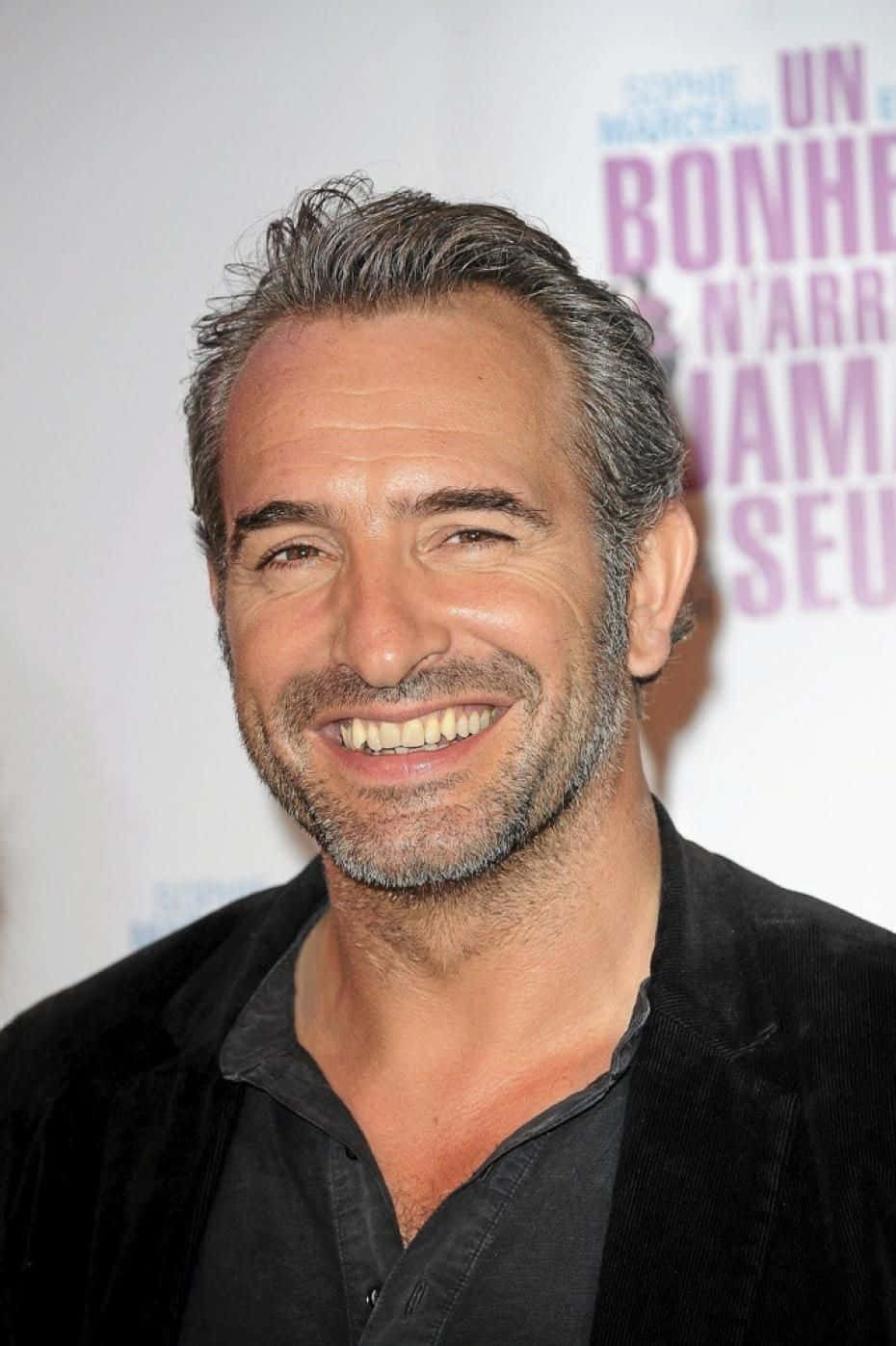 Actor Jean Dujardin Attends Premiere Of "Les Infideles" Wallpaper