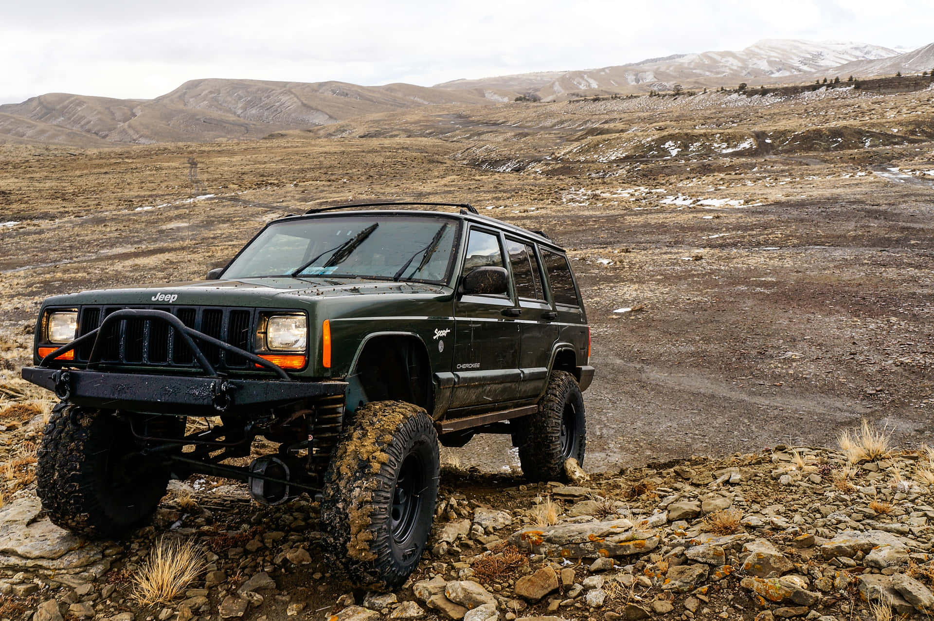 Preparatiper L'avventura Con L'iconica Jeep
