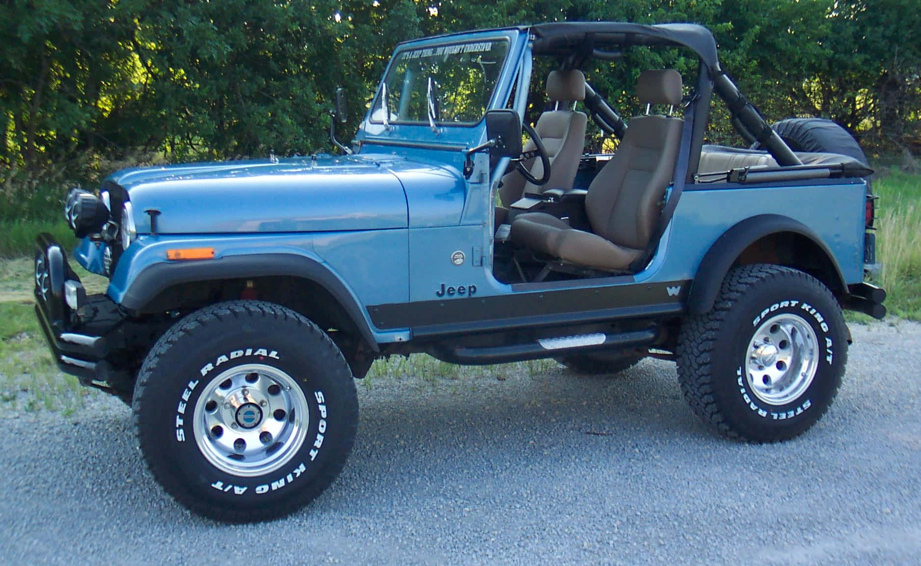 Vintage Jeep Cj Off-road Avontuur Achtergrond