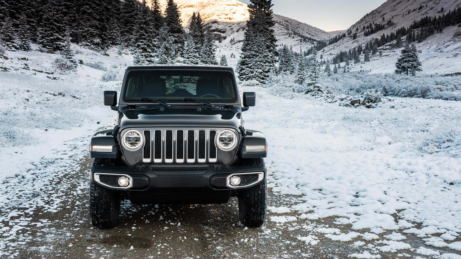 Aventure Tout Terrain Avec Jeep Patriot Fond d'écran