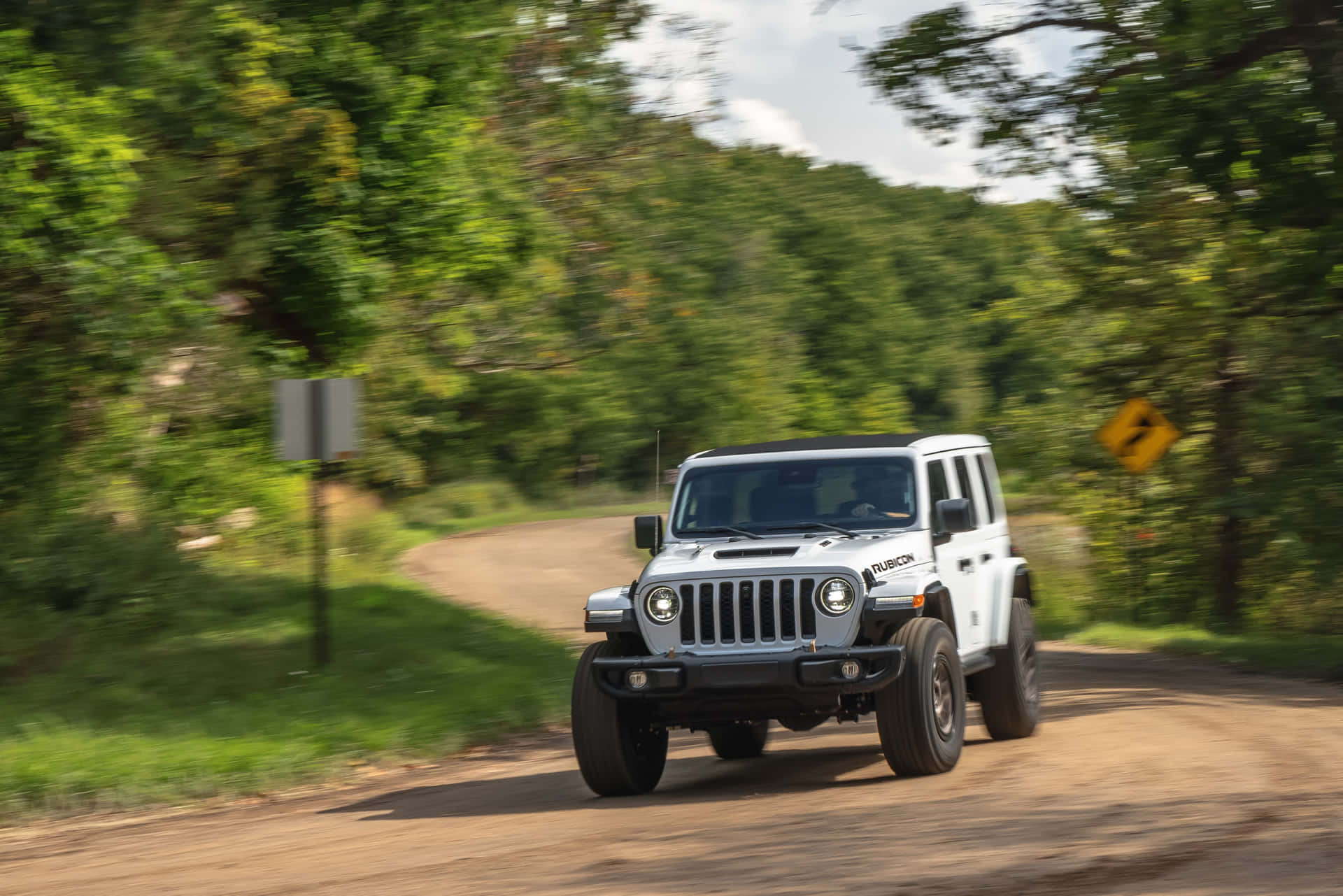 Conquer the outdoors with a dependable Jeep vehicle