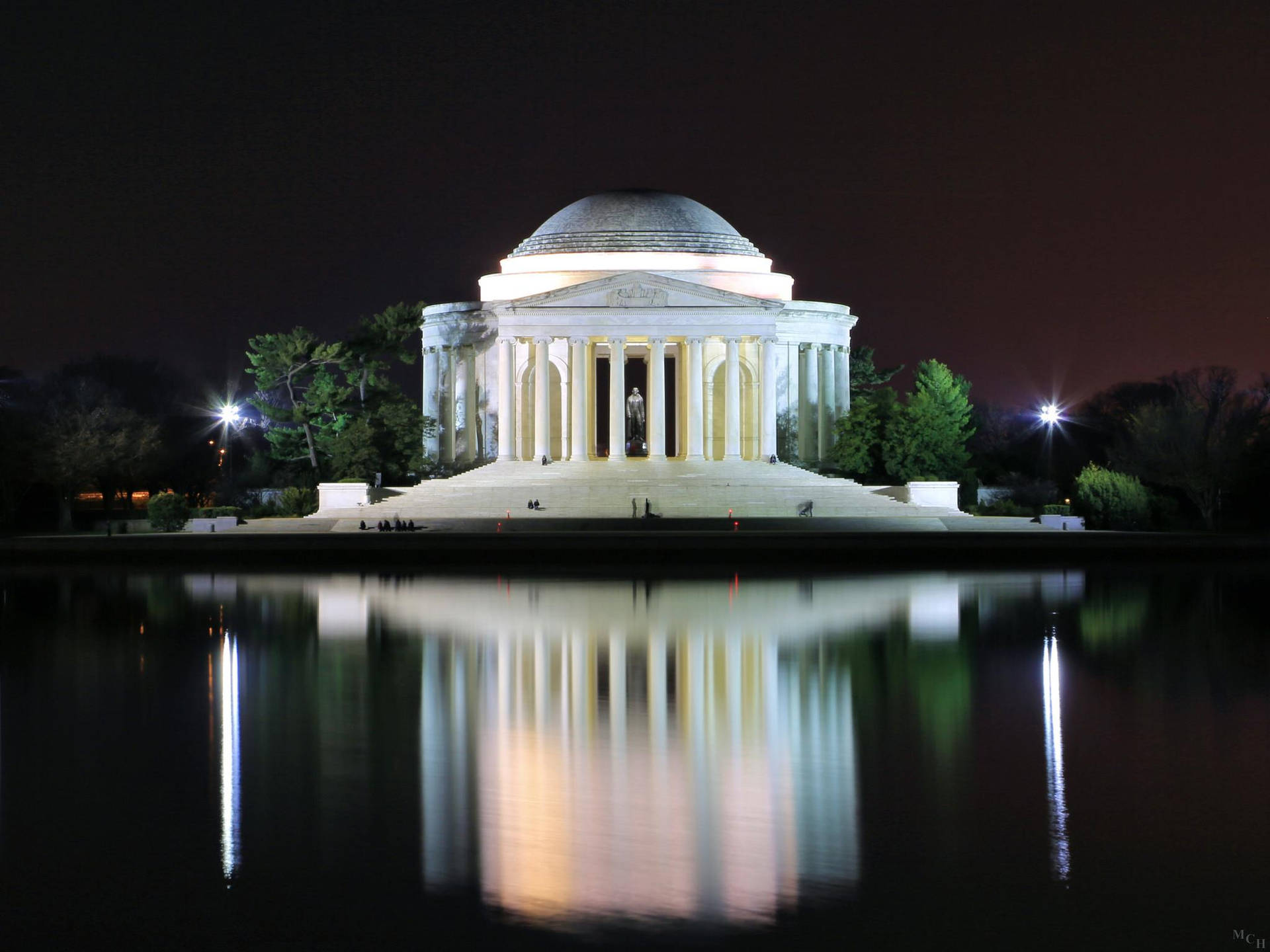 Jefferson Memorial In The Evening Wallpaper