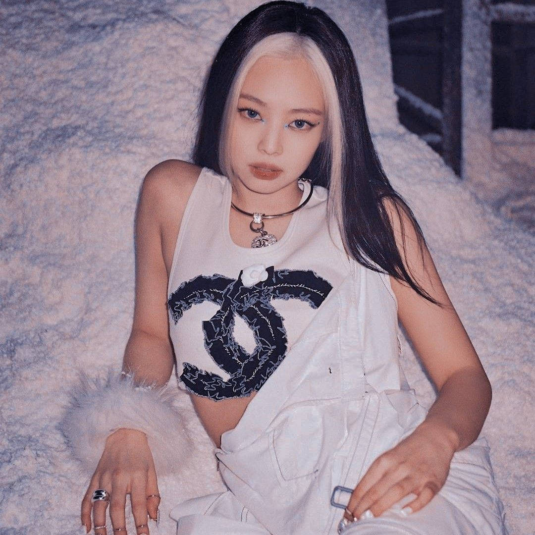 Jennie Kim On Sexy Chanel Croptop Background
