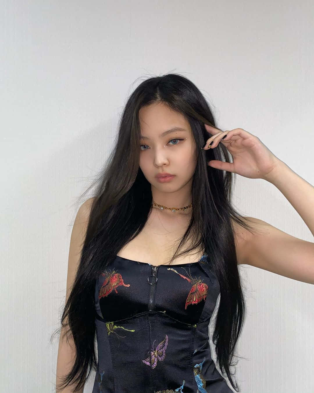 Jennie With Long Hair Picture