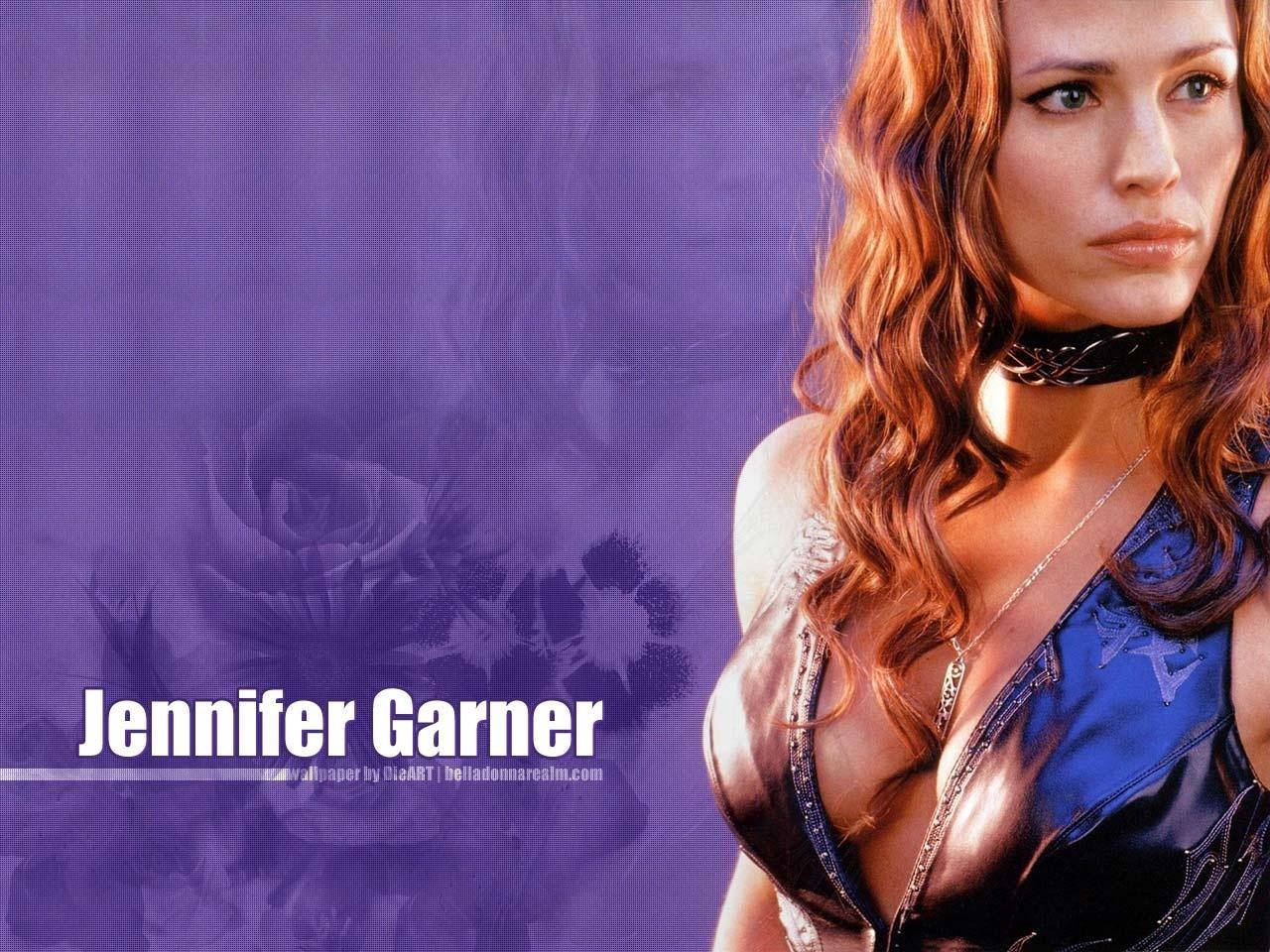 Jennifer Garner Sultry Wallpaper