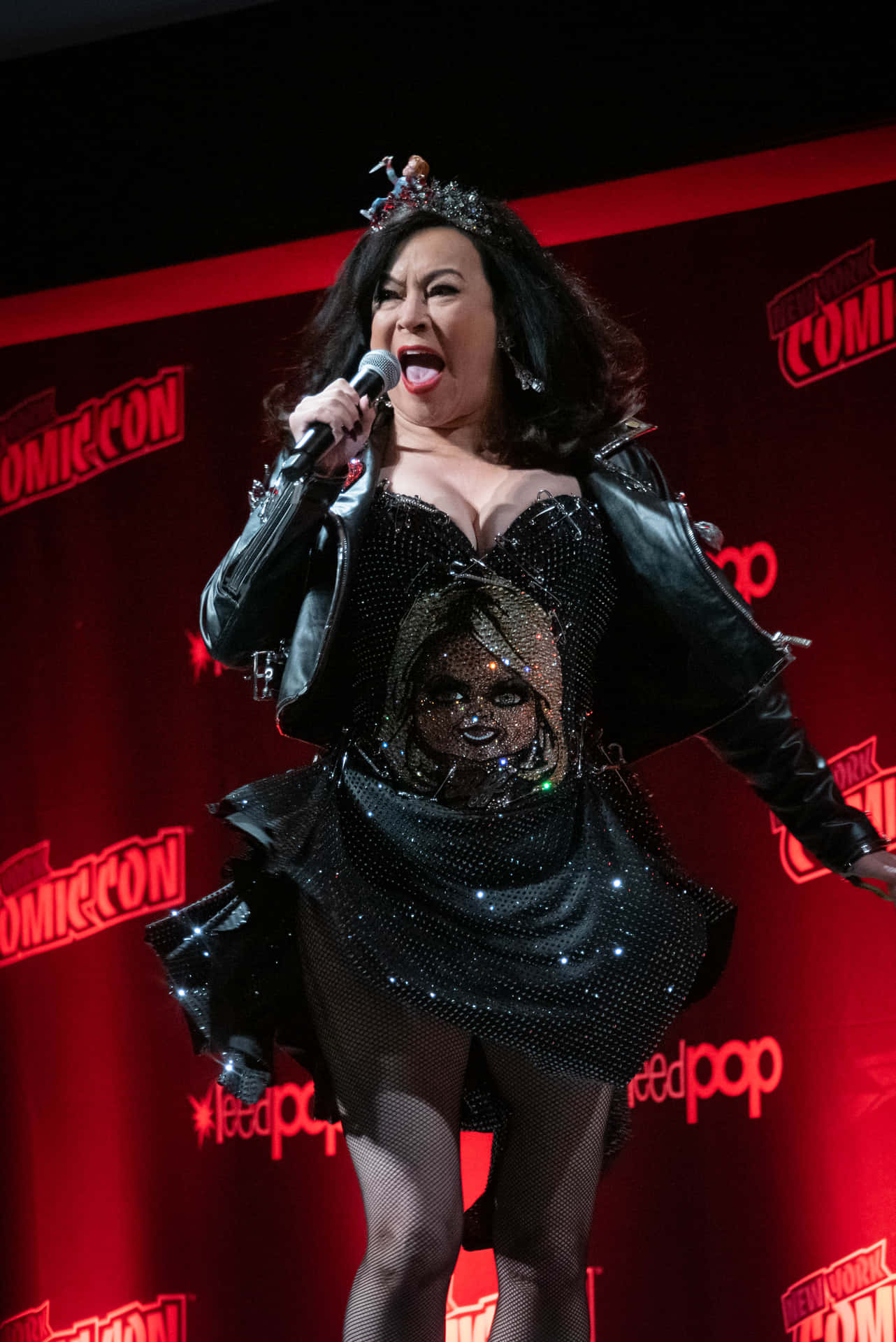 Penampilan Jennifer Tilly Di Comic Con Wallpaper