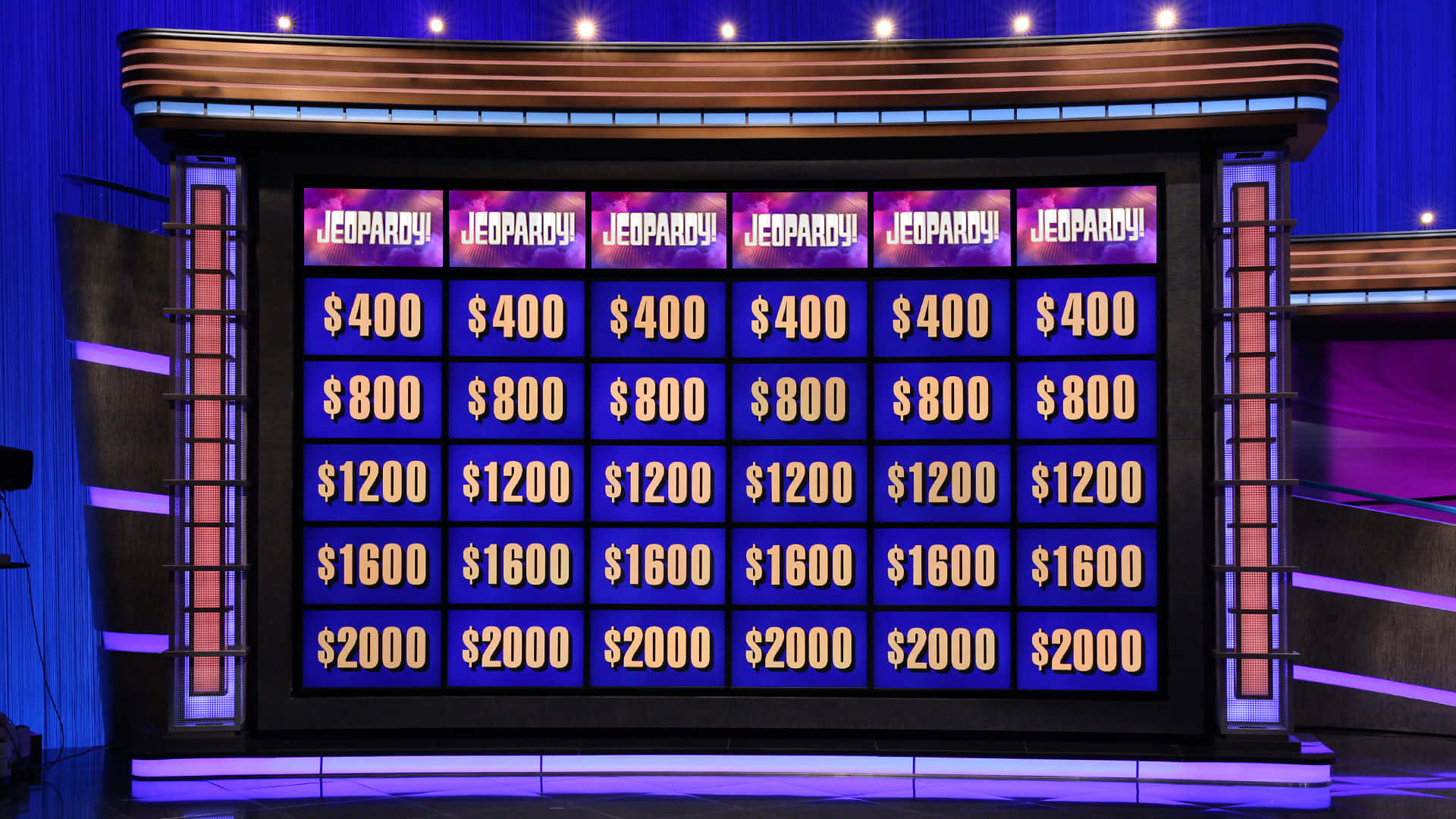 Jogode Quiz Jeopardy Com Um Palco Roxo E Azul.