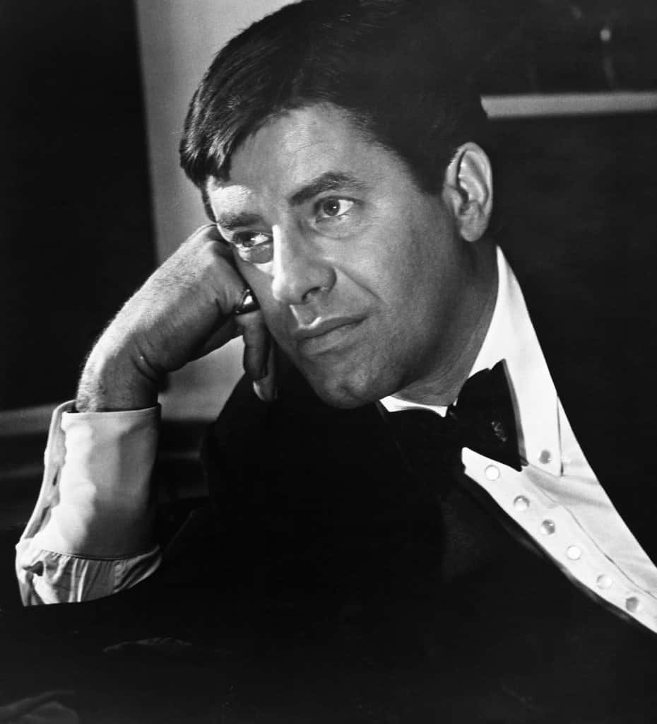 Legendary comedian Jerry Lewis performs on stage" Wallpaper