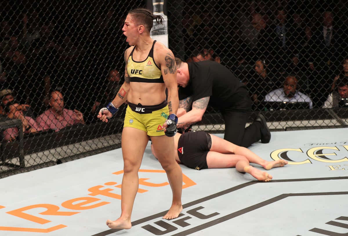 Jéssica Andrade Opponent Down Wallpaper