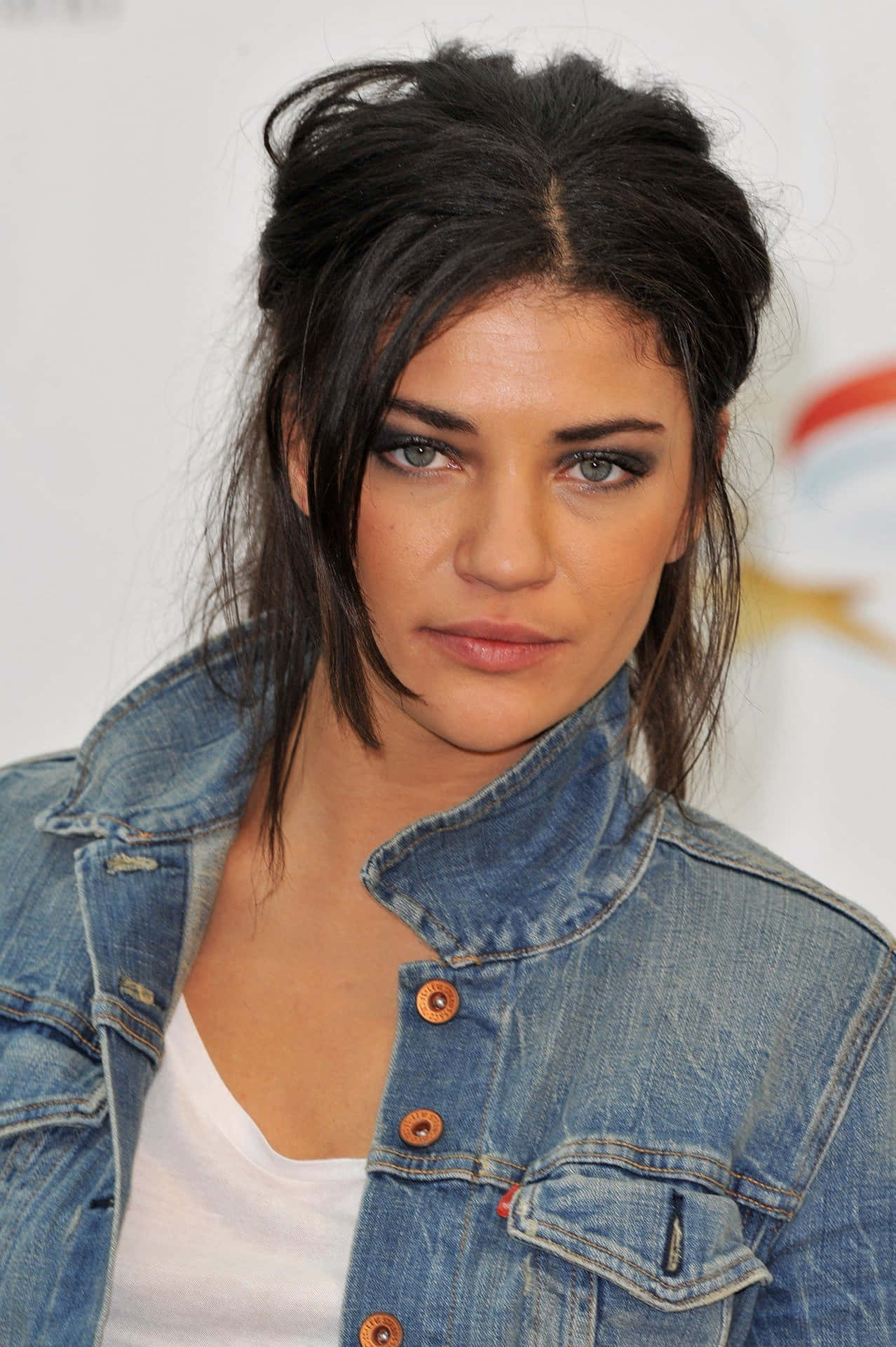 Jessica Szohr smiling at an event Wallpaper