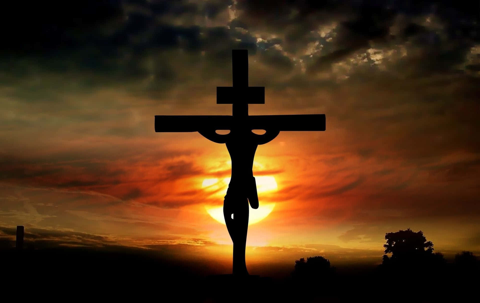 Immaginedi Gesù Sulla Croce Al Tramonto Con Cielo Scuro