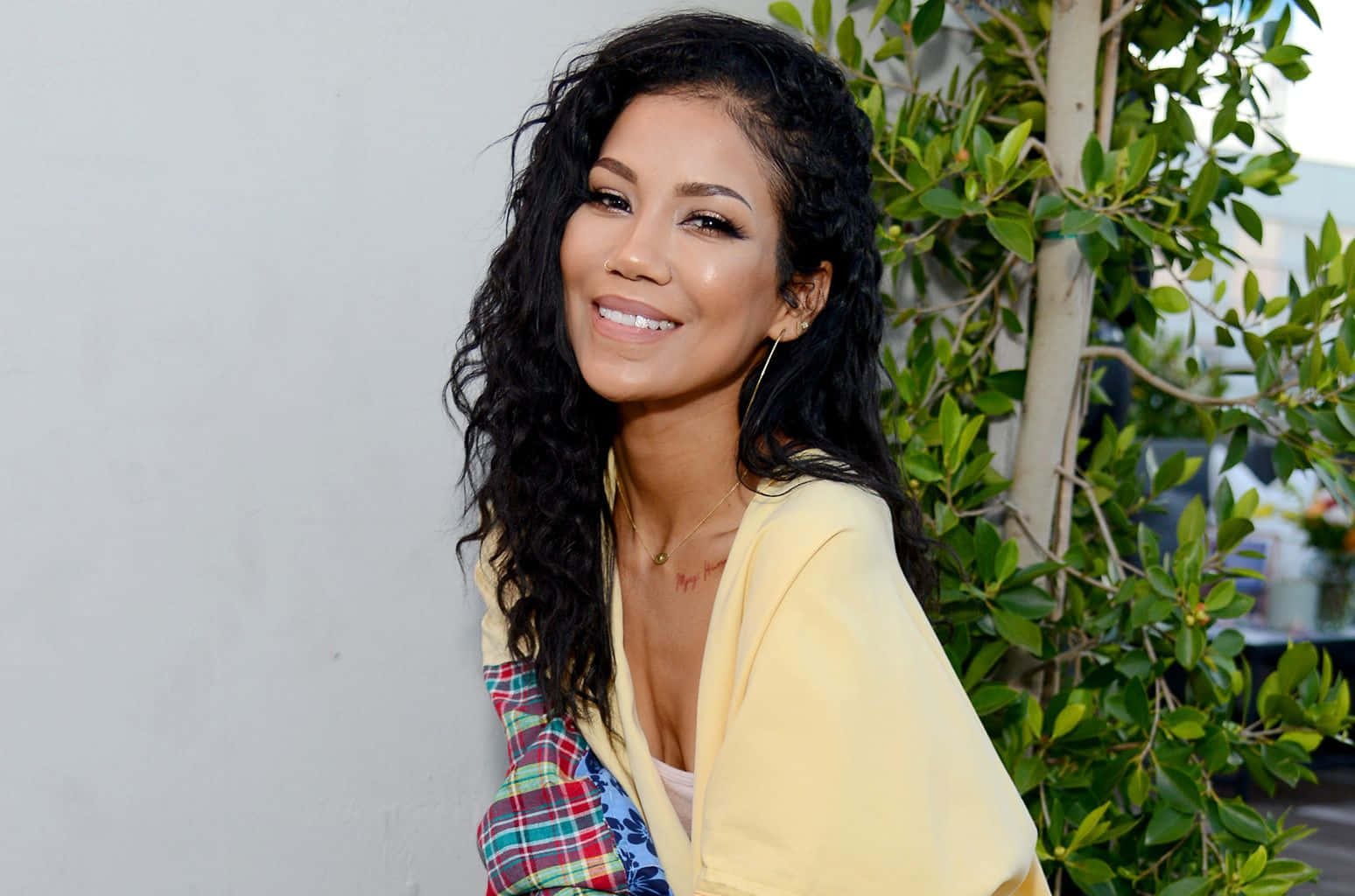 Jhene Aiko Wallpaper  Download to your mobile from PHONEKY