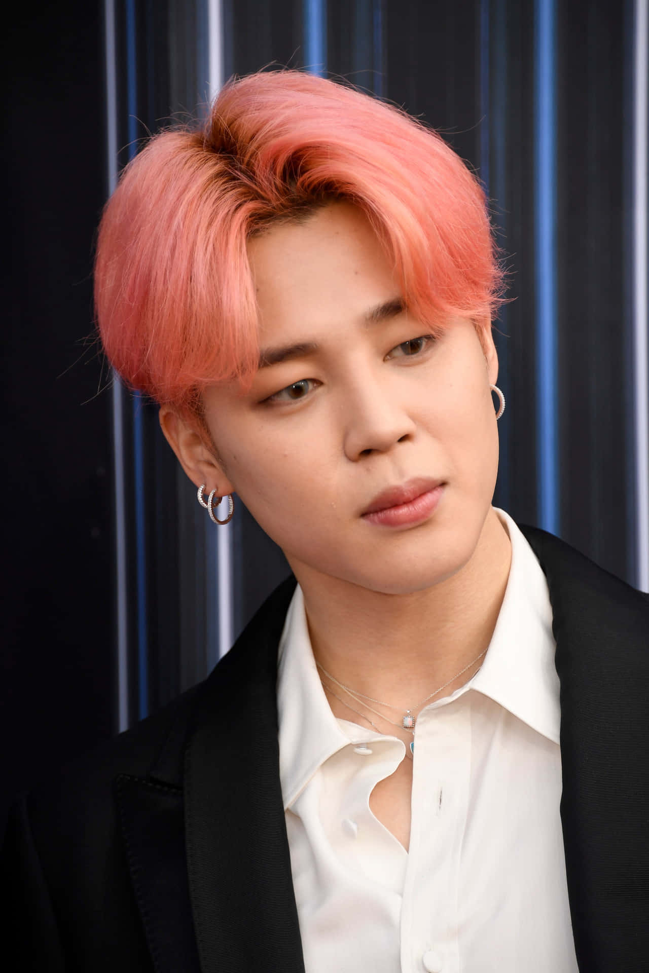 Jimin looks absolutely stunning in this red suit