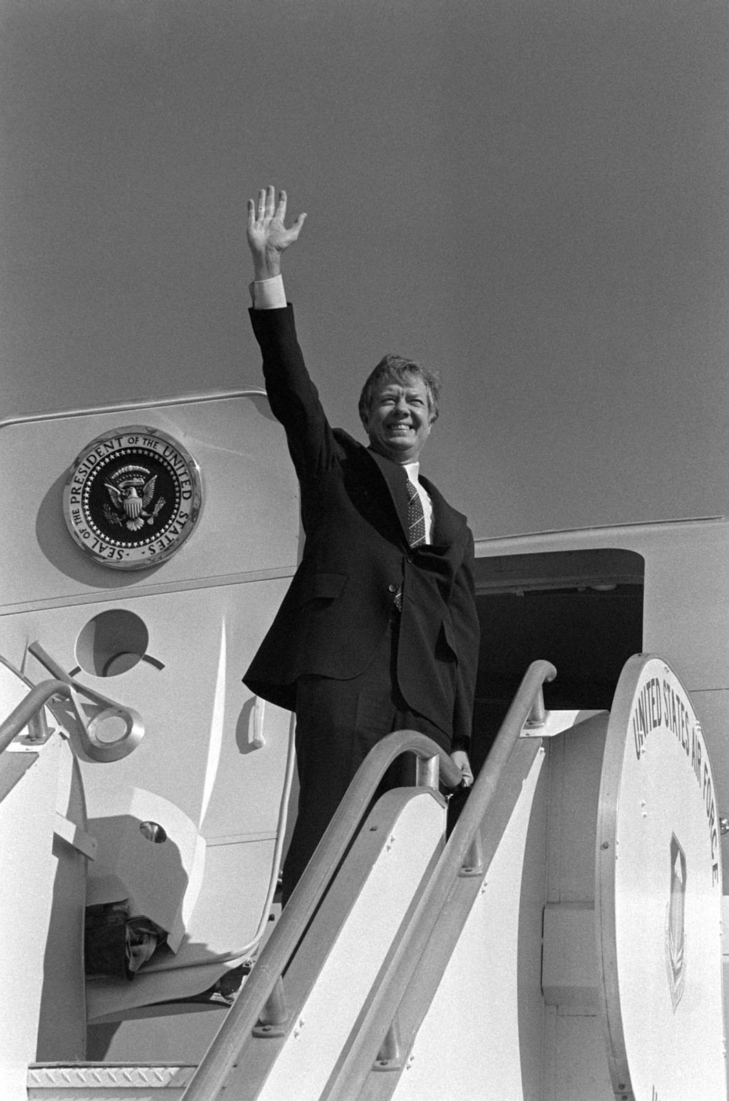 Former President Jimmy Carter Boarding Air Force One Wallpaper