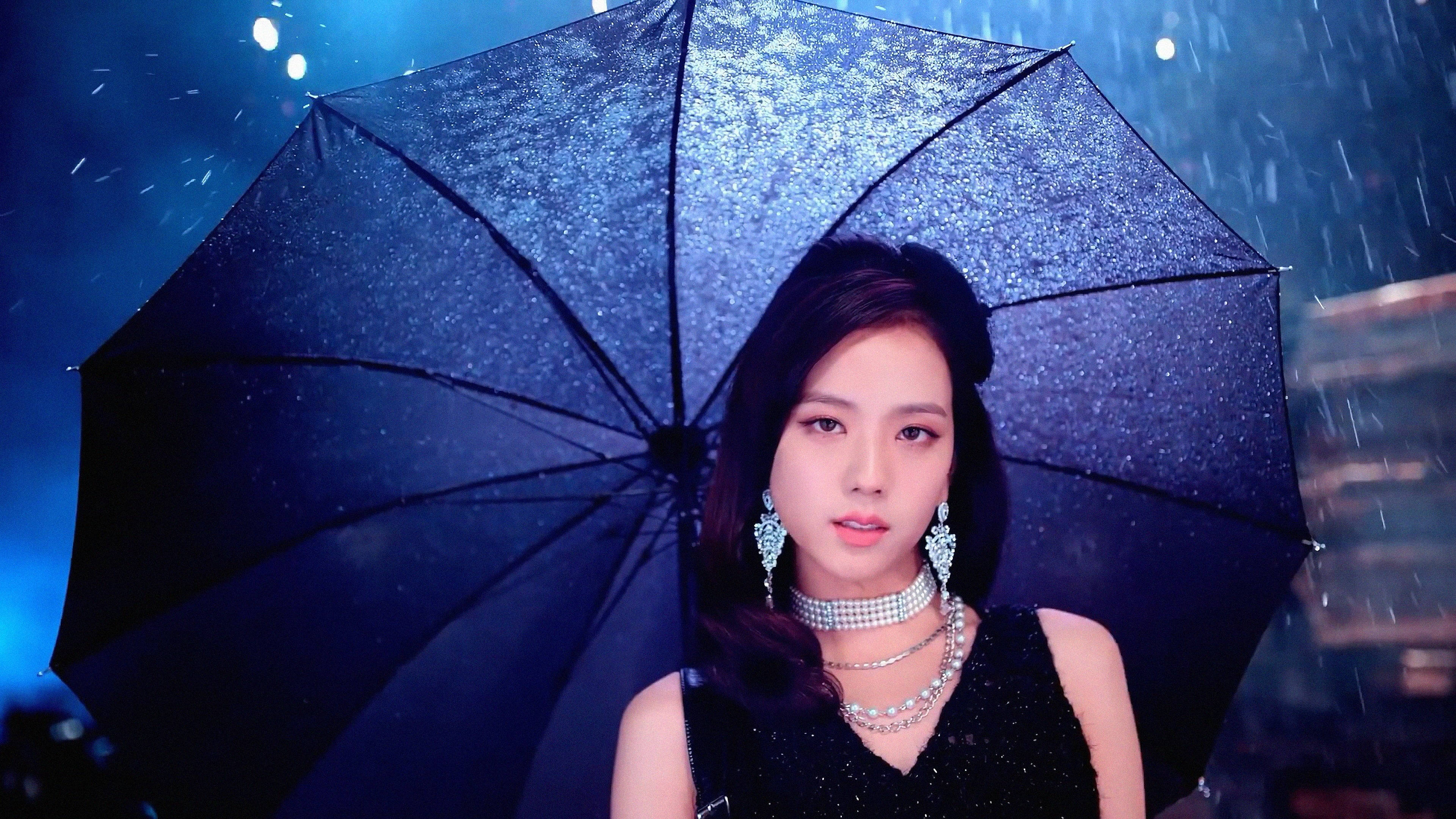 Jisoo Holding An Umbrella Blackpink Desktop Background