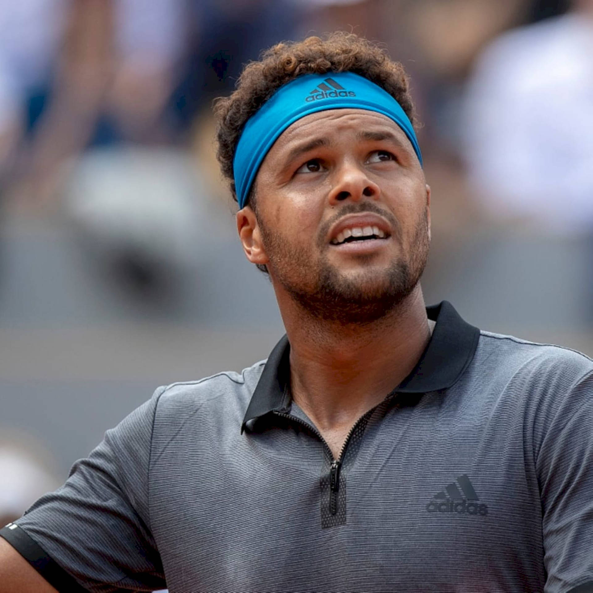 Jo-Wilfried Tsonga Concentrating on the Game Wallpaper