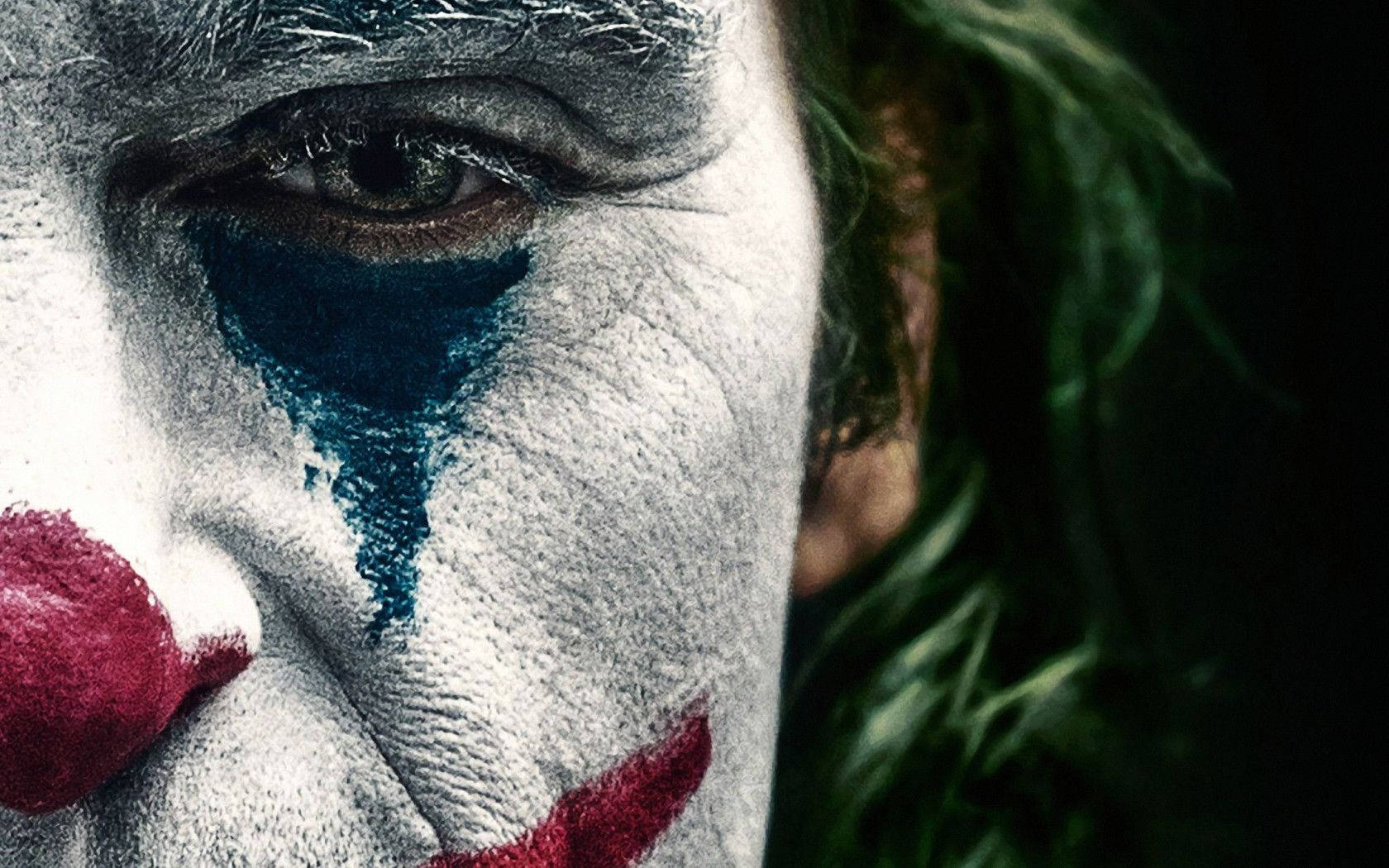 Joaquin Phoenix Badass Look Joker 2019