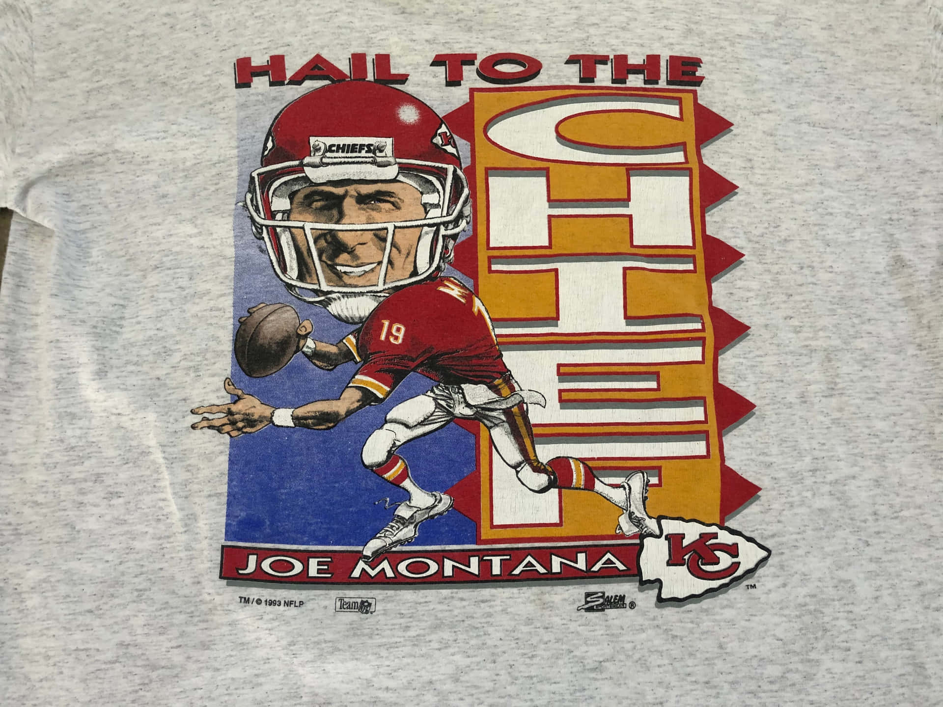 Joe Montana, four-time Super Bowl Winning Quarterback. Wallpaper