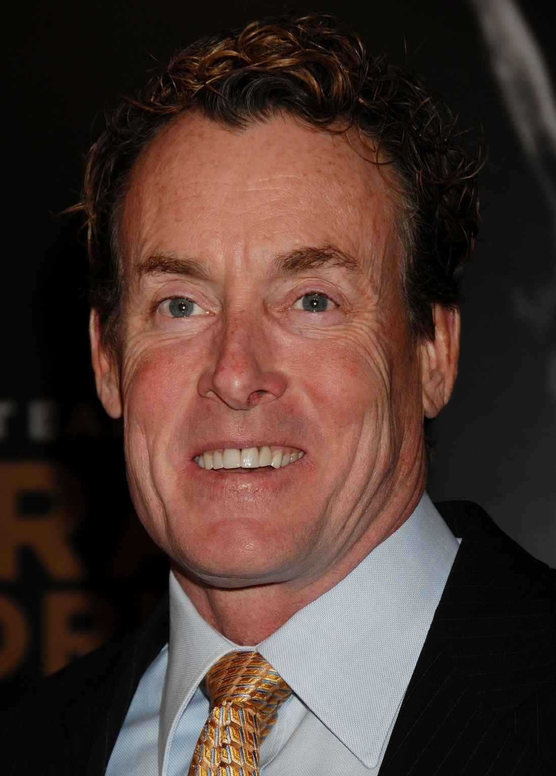 John C. McGinley Smiling in a Photoshoot Wallpaper