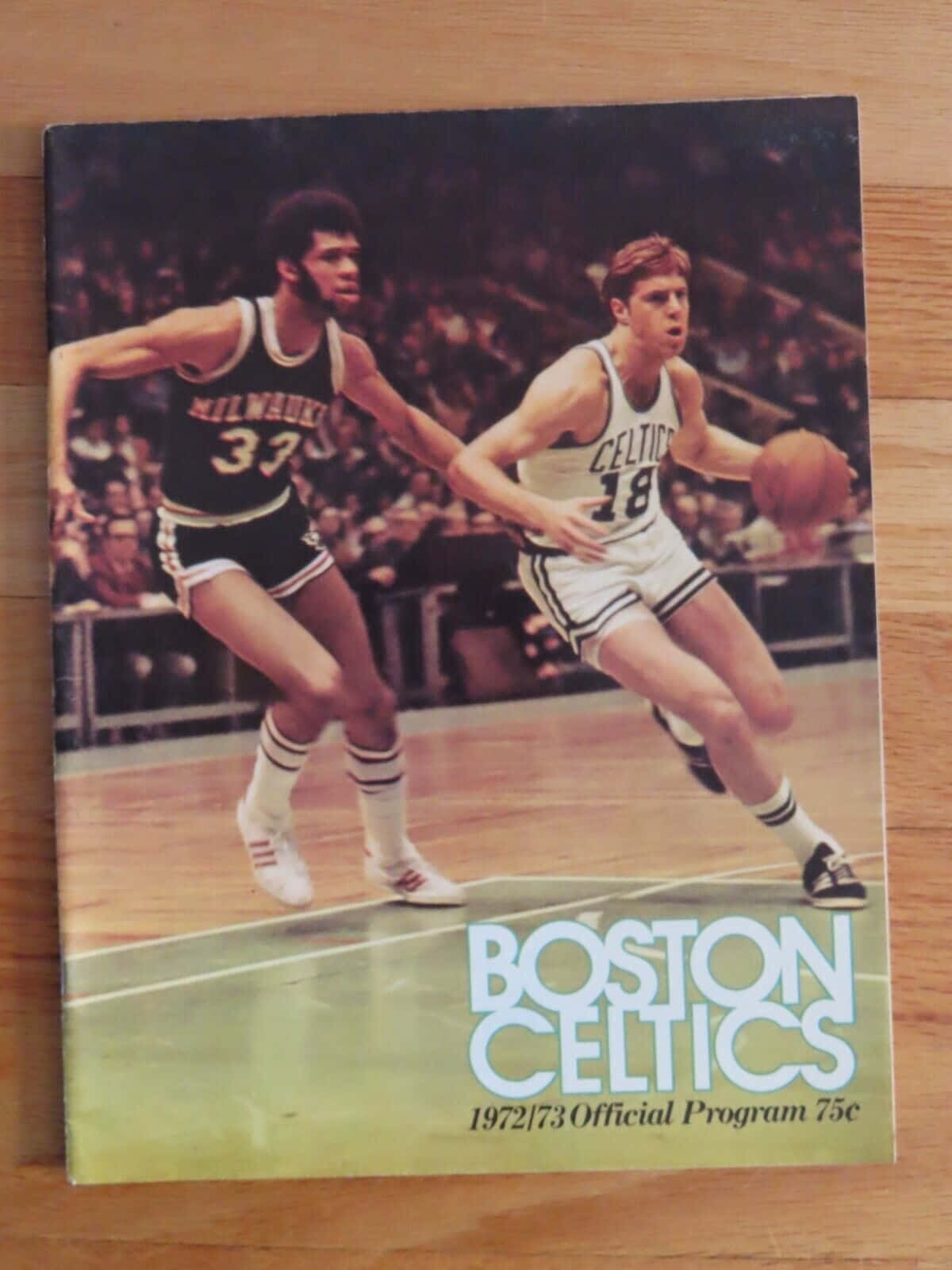 Programade Los Boston Celtics De John Havlicek. Fondo de pantalla