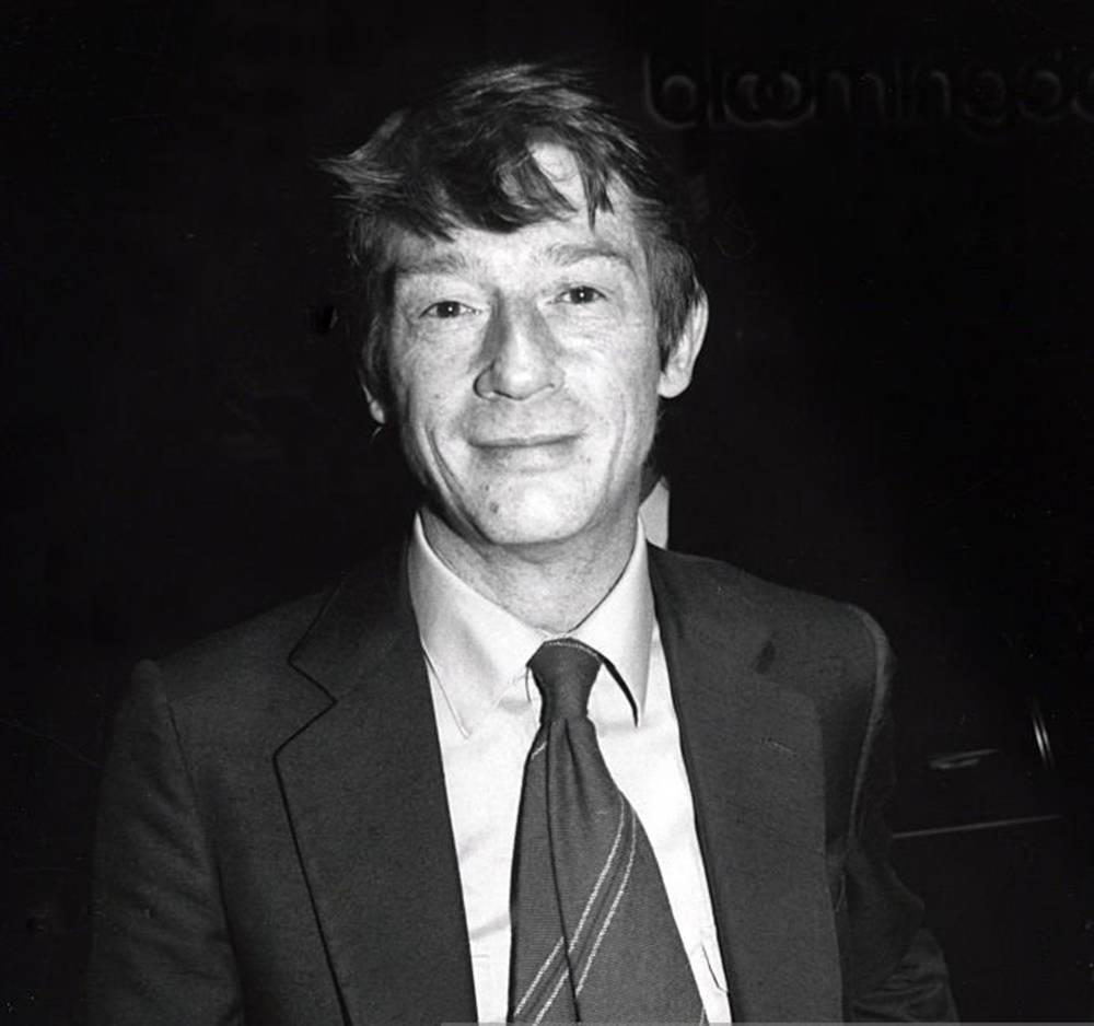 John Hurt Black And White Suit And Tie Wallpaper