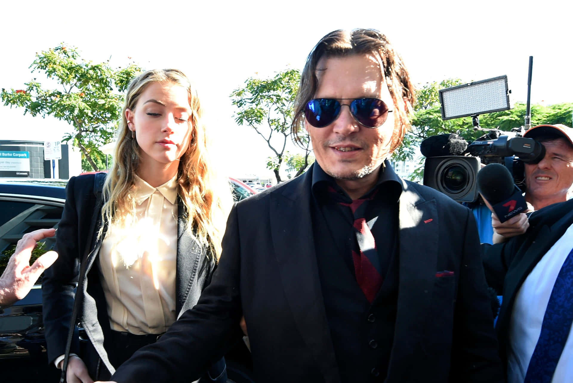Johnny Depp and Amber Heard in a romantic moment
