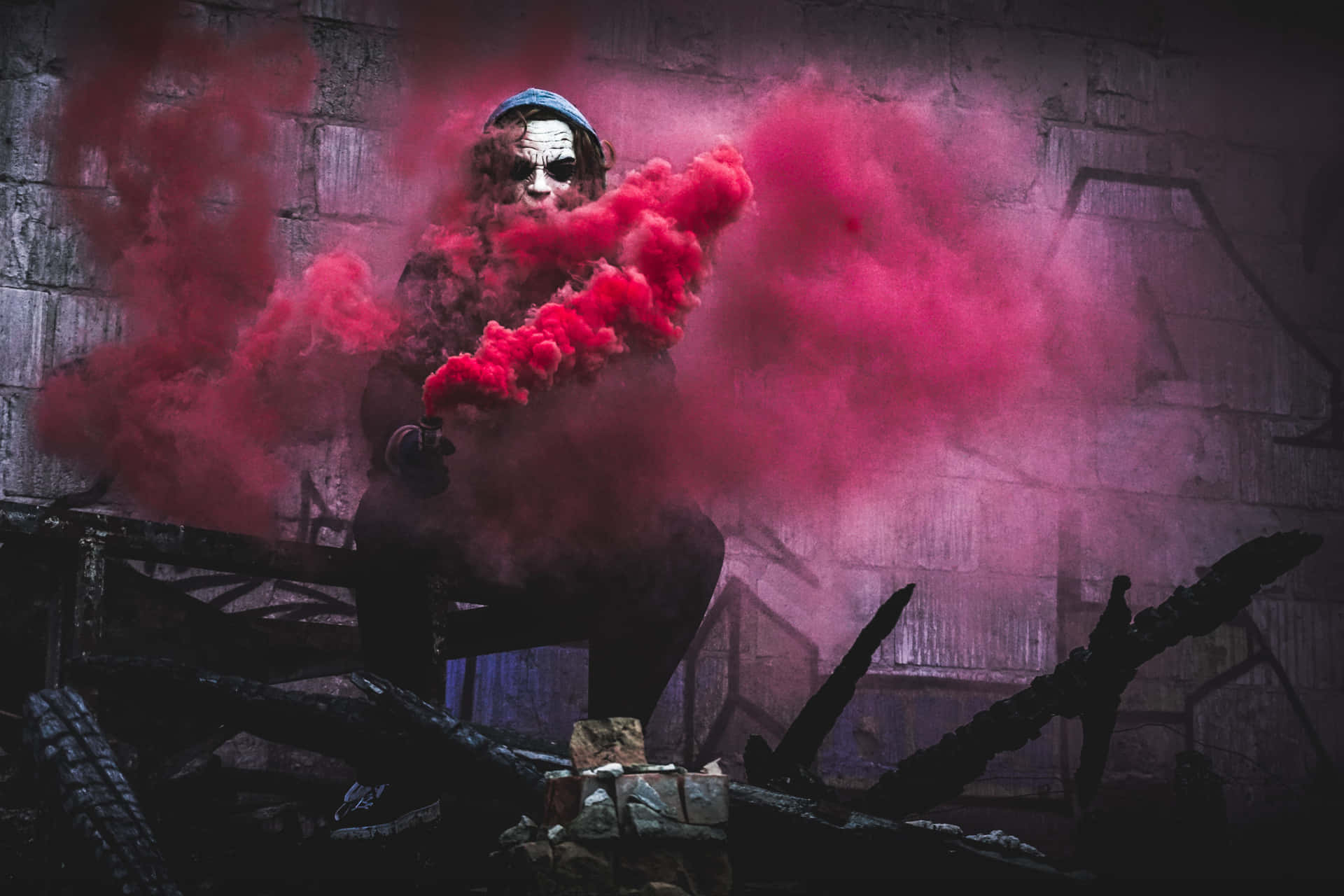 Jokermask Fuchsia Pink Smoke: Joker Mask Fuchsia Rök I Rosa