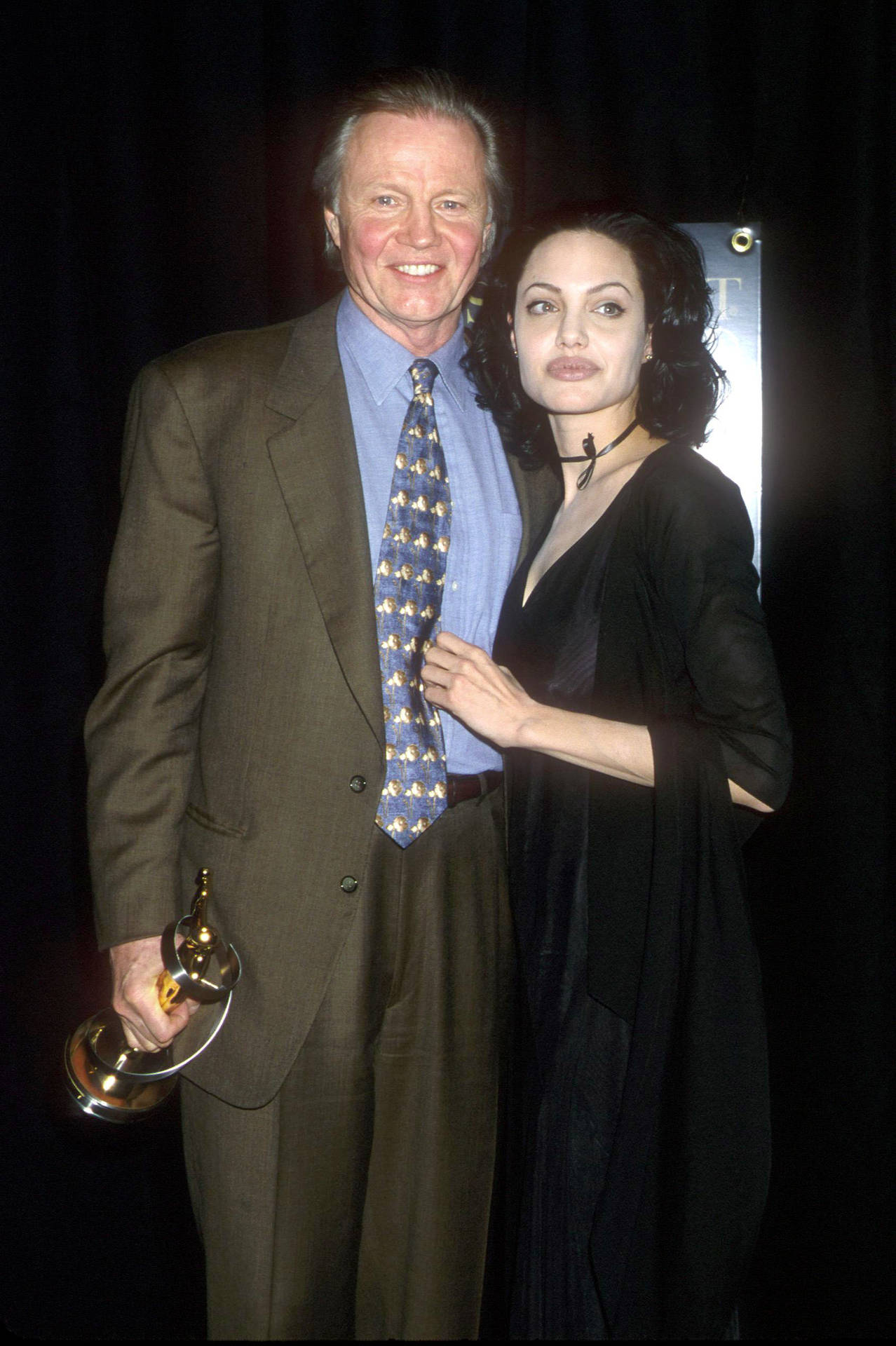 Jon Voight sammen med Angelina Jolie Wallpaper