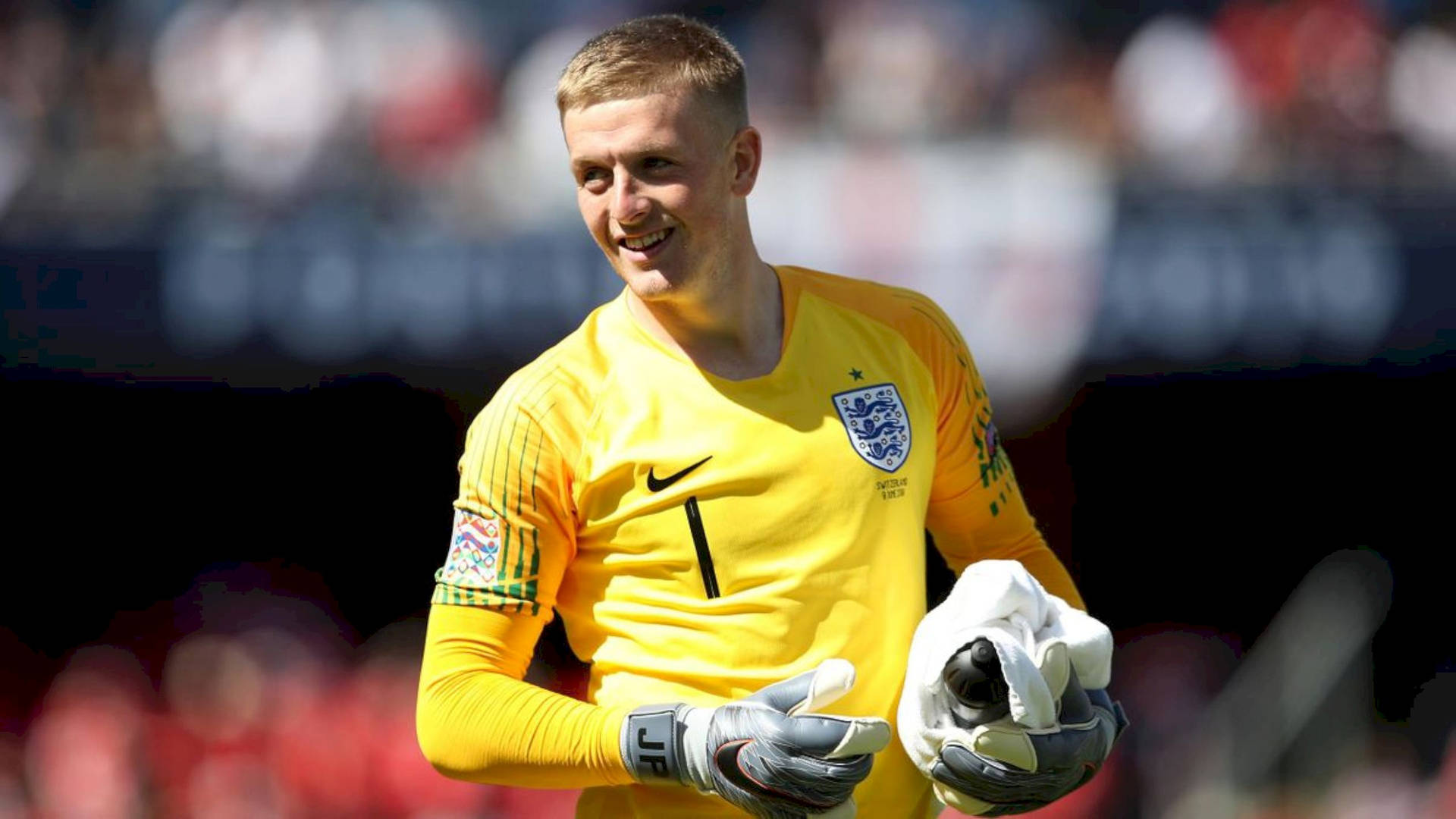 Jordanpickford Leende. (note: There Is Not Much Context Given For How This Sentence Relates To Computer Or Mobile Wallpaper, So I Have Simply Translated It As 