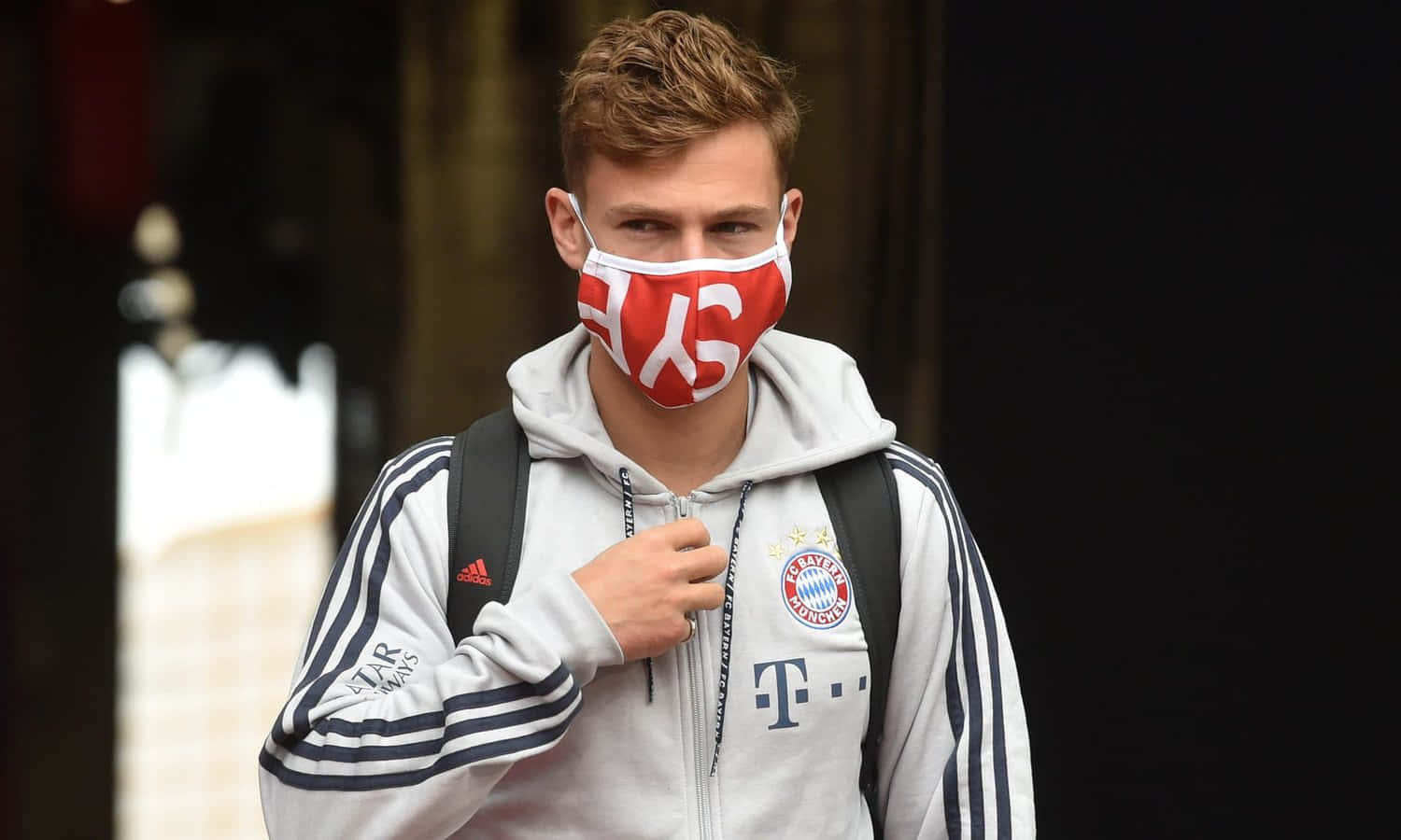 Joshua Kimmich Wearing F C Bayern Mask Wallpaper