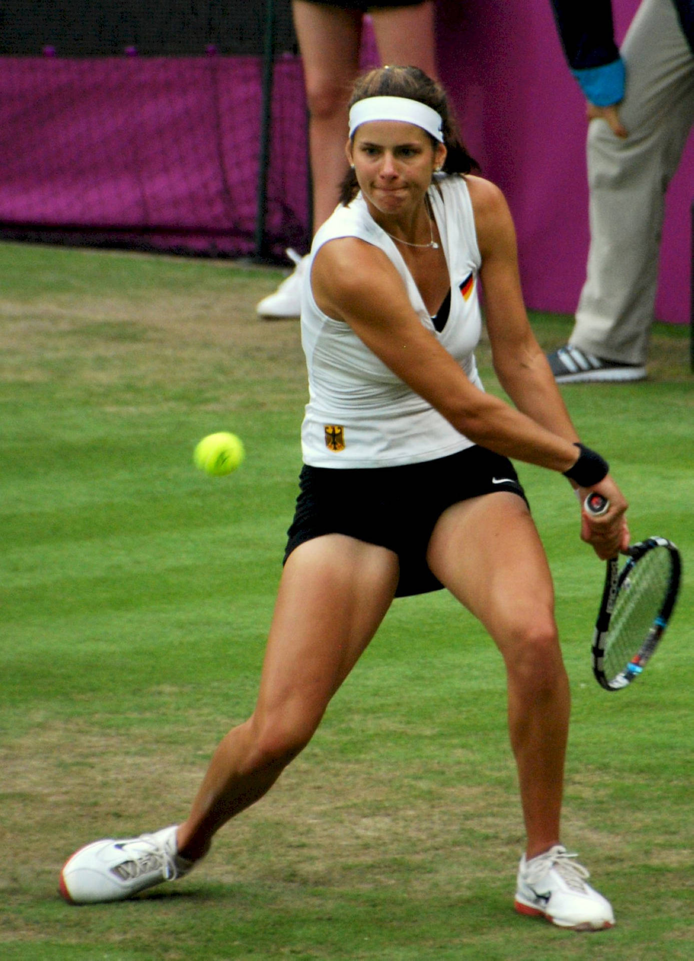 Julia Goerges der spiller tennis Wallpaper