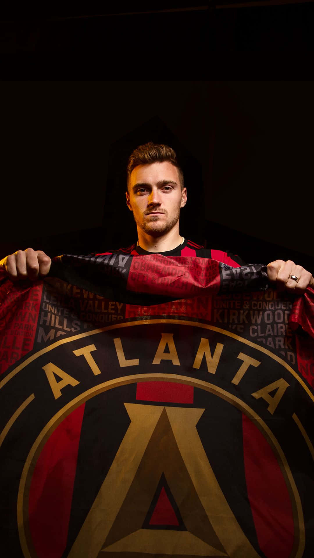 Julian Gressel Holding Atlanta United FC Flag Wallpaper