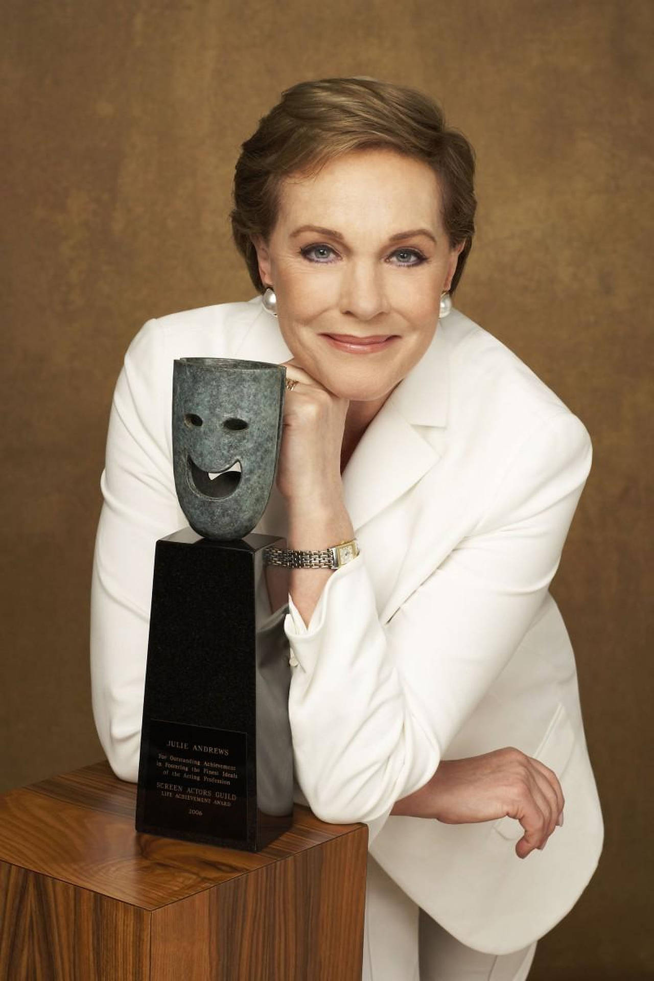 Julie Andrews With Trophy
