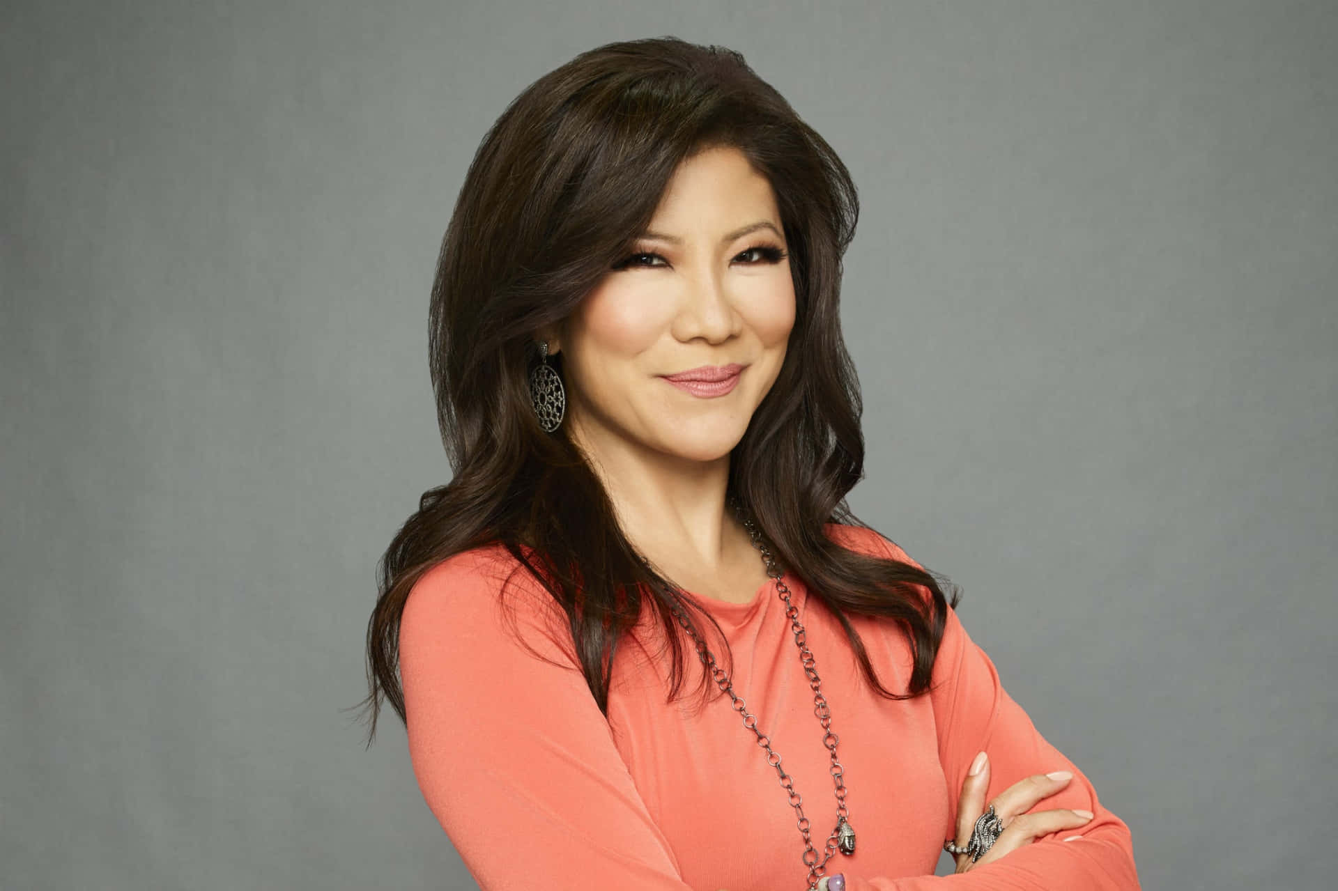 Julie Chen Professional Portrait Wallpaper