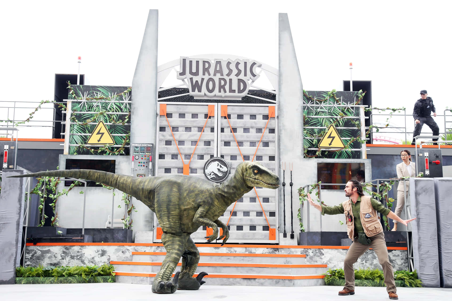 Jurassic World Performance Universal Studios Singapore Wallpaper