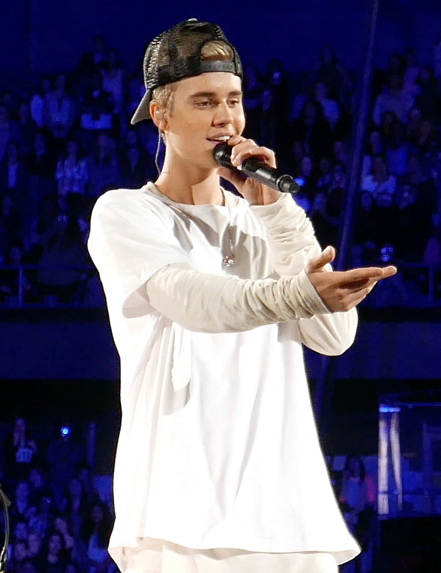 Micrófonoencendido Justin Bieber 2015 Fondo de pantalla