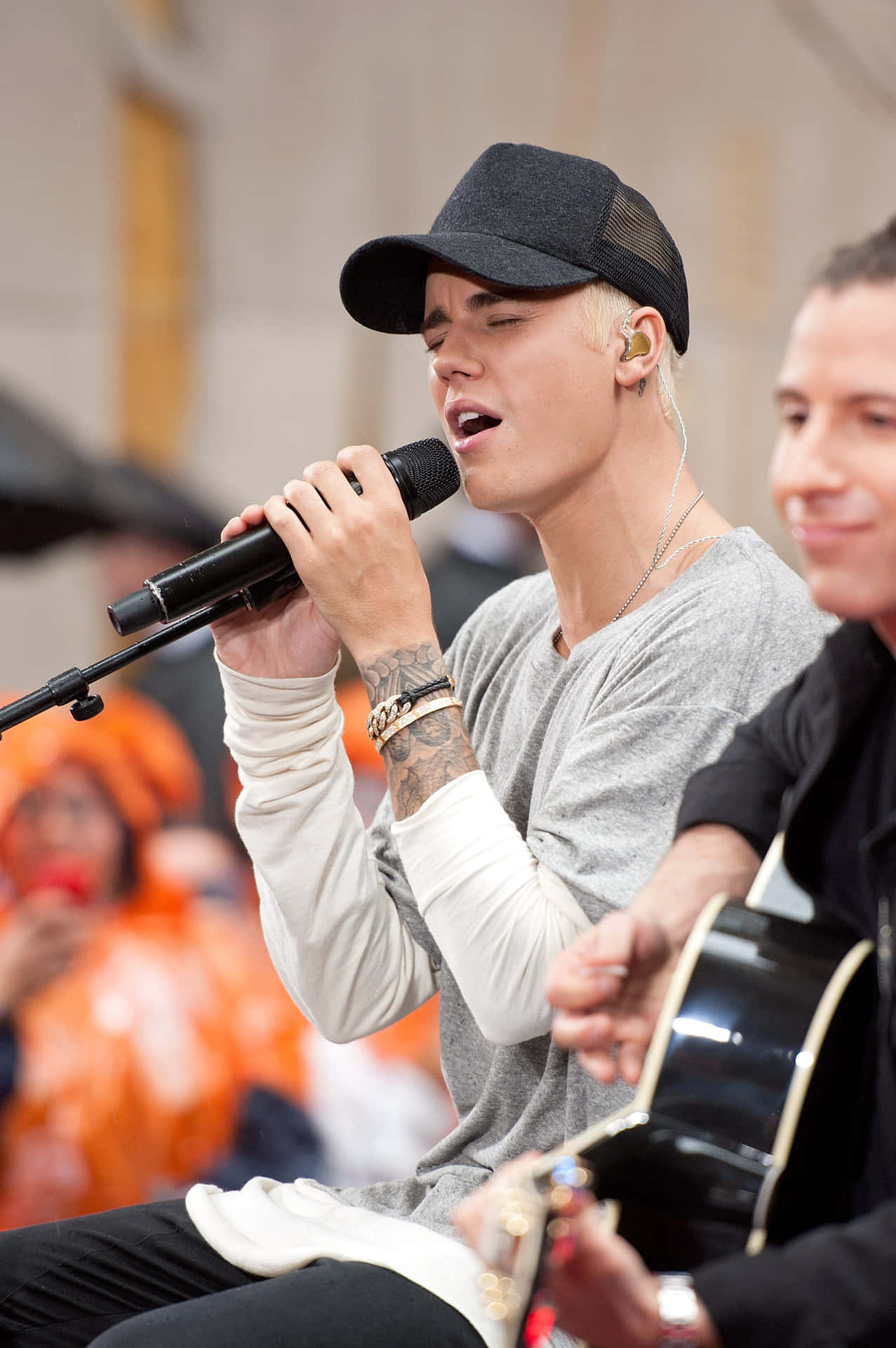 Cantandojustin Bieber 2015 Fondo de pantalla