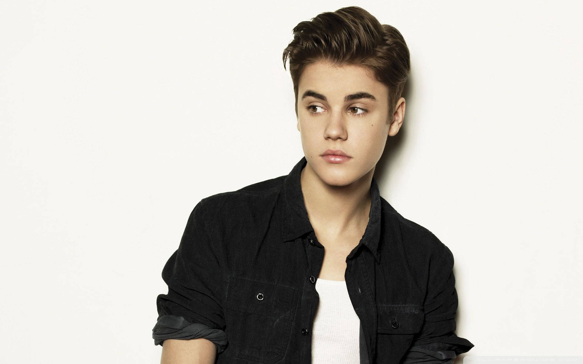 Justin Bieber Boyfriend Cover Background