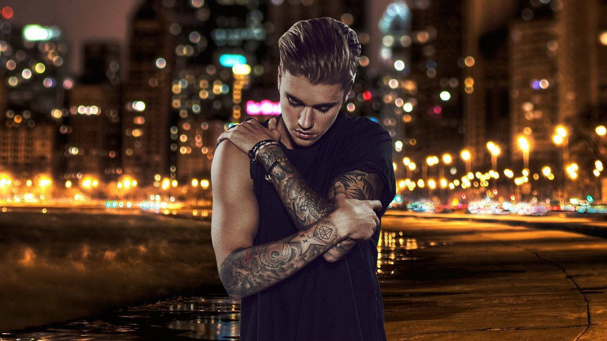 Justin Bieber at Night in a City Wallpaper