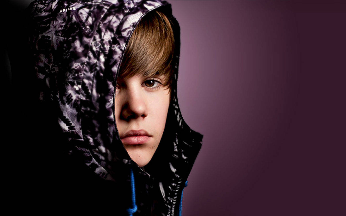Justin Bieber Rocks a Purple Hoodie Wallpaper