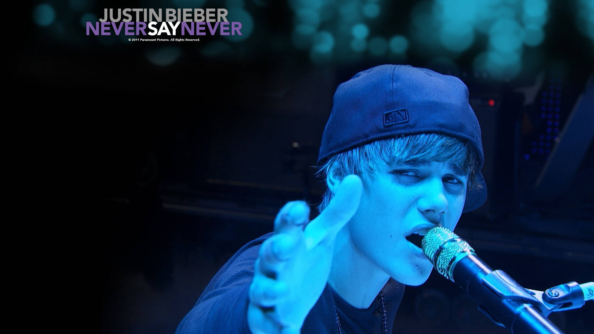 Justin Bieber Performing on Stage Wallpaper