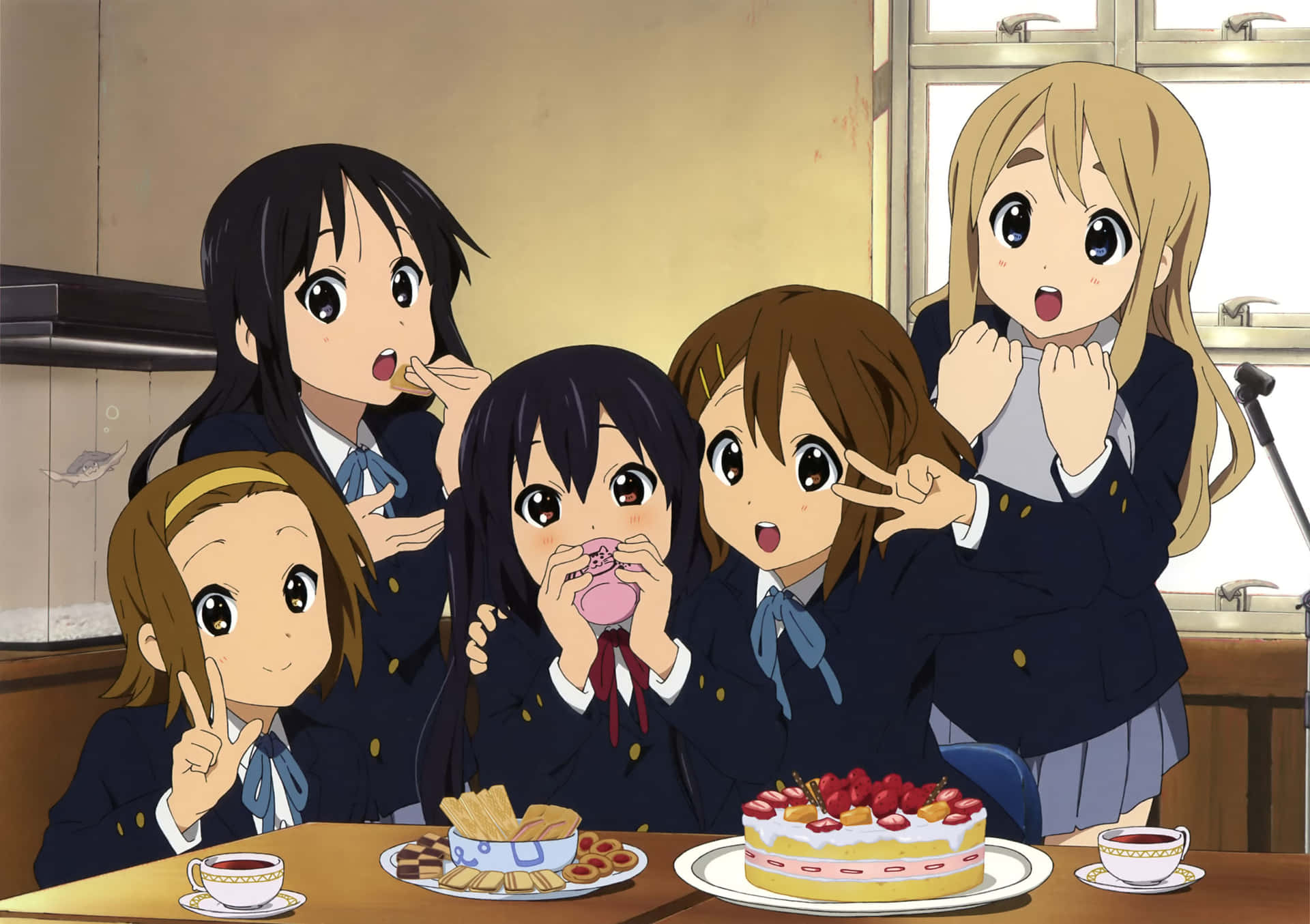 The five members of K-ON!