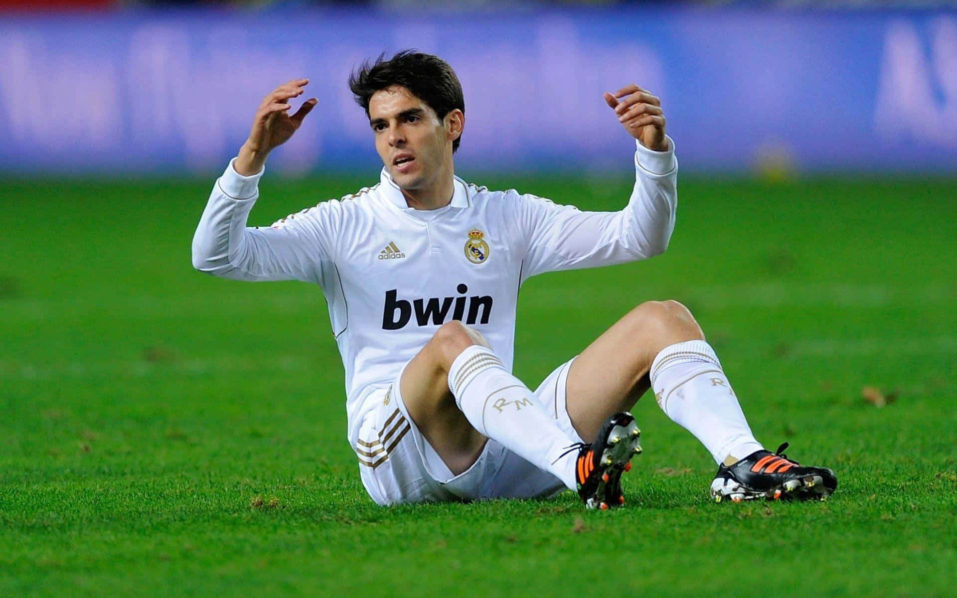 Kaka Real Madrid Match Moment Wallpaper