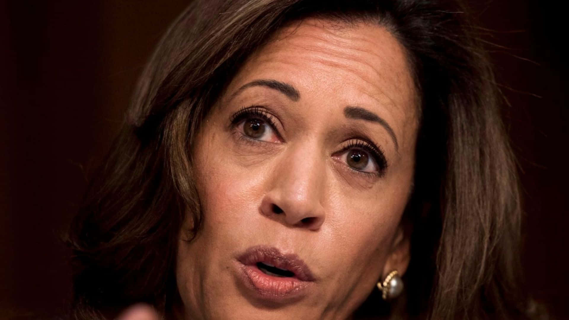 Kamalaharris Mentre Pronuncia Un Discorso